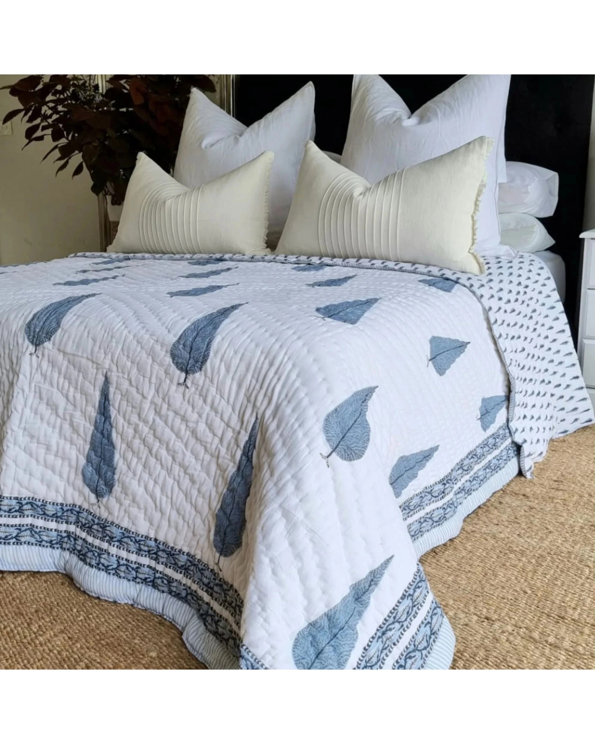 2 Kolka Pine Tree Reversible Quilt - Grey (King - 228 cm x 274 cm) - King Bed, 2 of 6