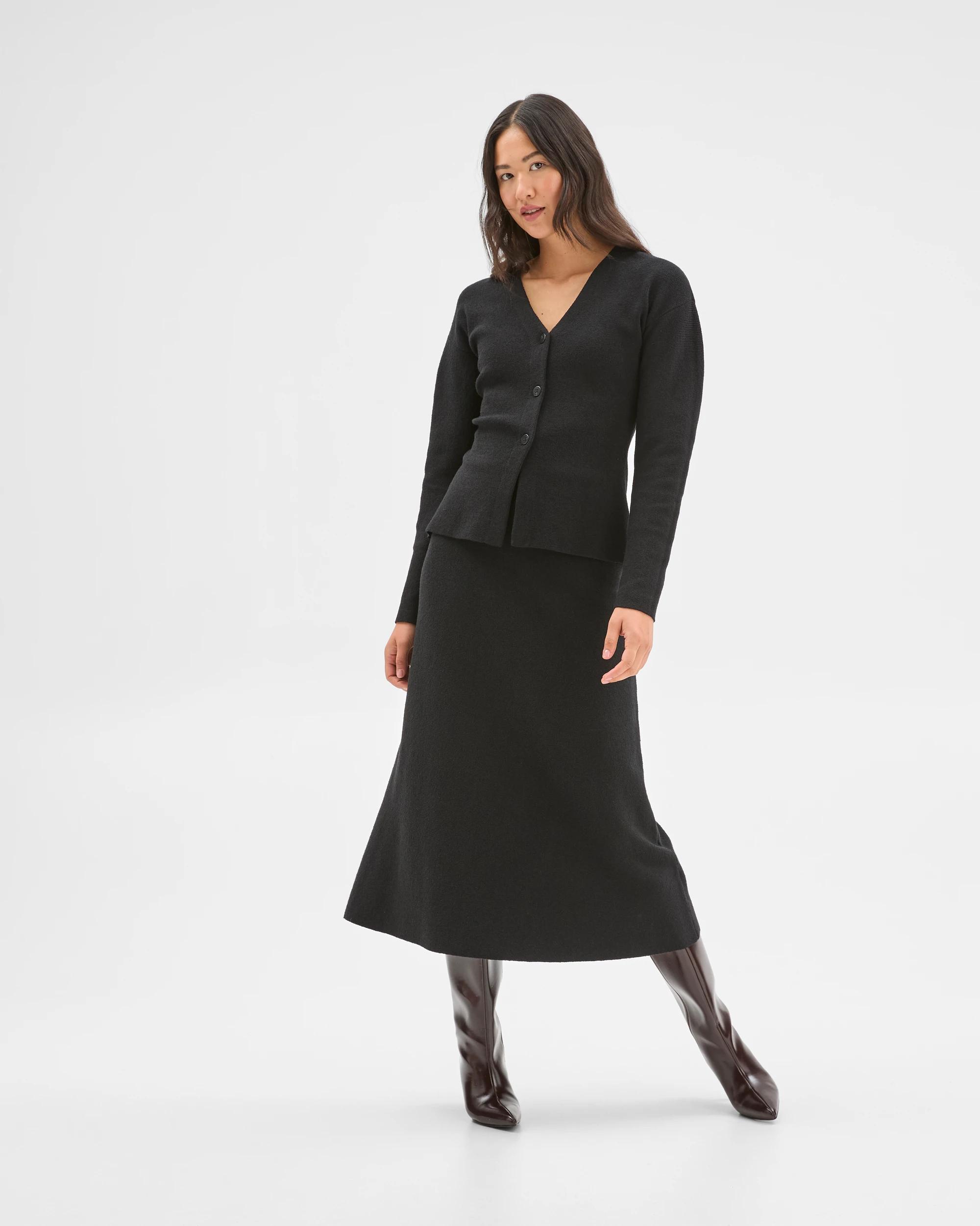 1 Preview Boucle Knit Midi Skirt BLACK, 1 of 6