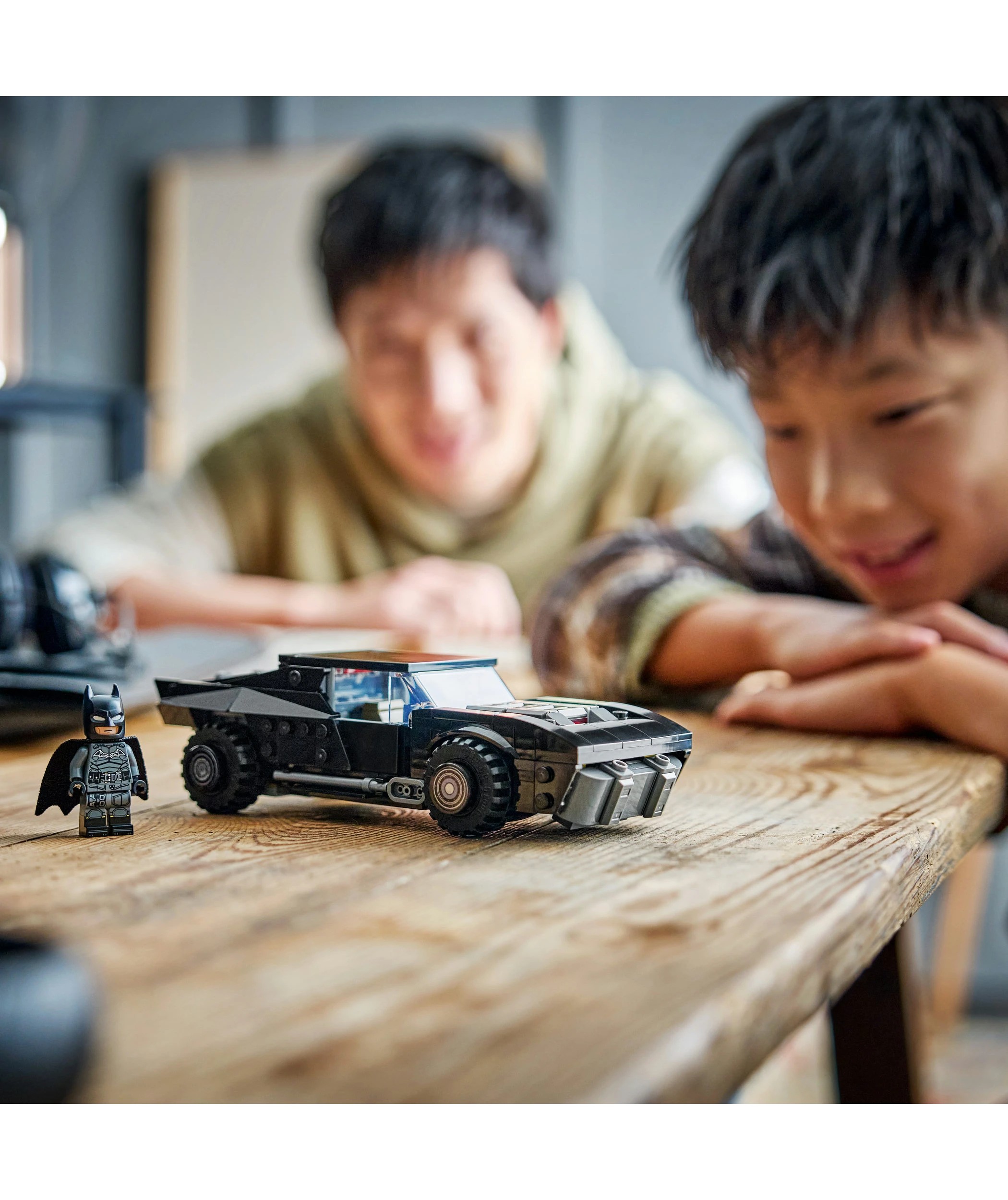 9 LEGO Super Heroes DC The Batman Batmobile 76332, 9 of 10
