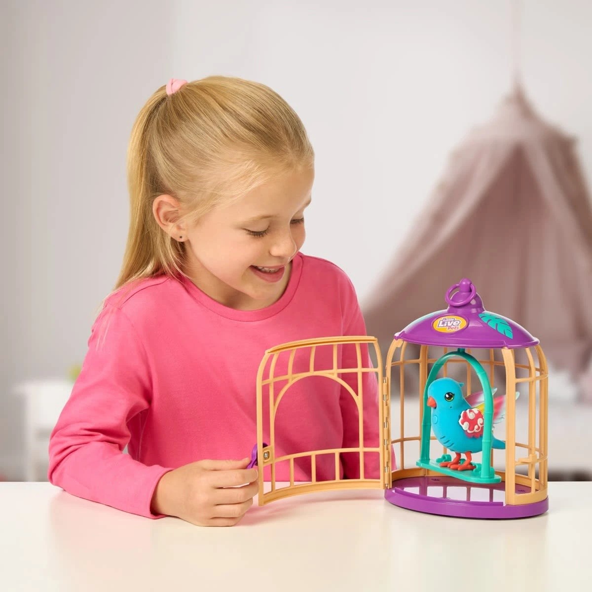 9 Little Live Pets Lil' Bird & Cage - Jungle Series Pango, 9 of 10