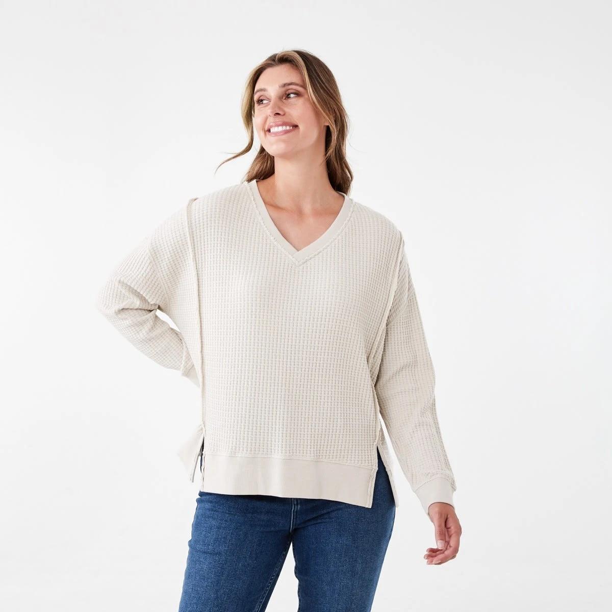1 Long Sleeve Waffle V-Neck Top Nat Beige, 1 of 6