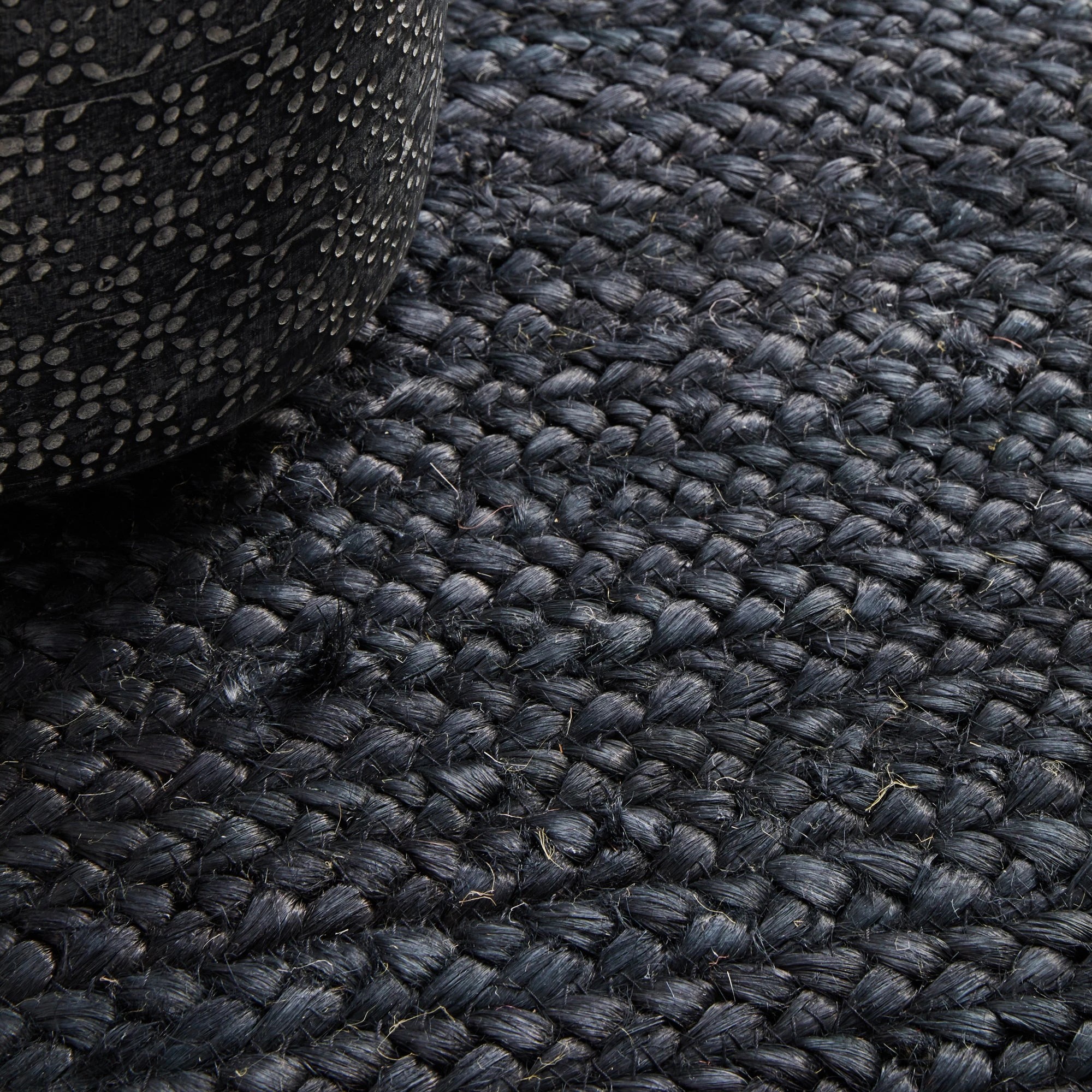 8 Common Ground Rugs Shoreline Black 280x190cm - Large Jute Rug - Black, 8 of 10