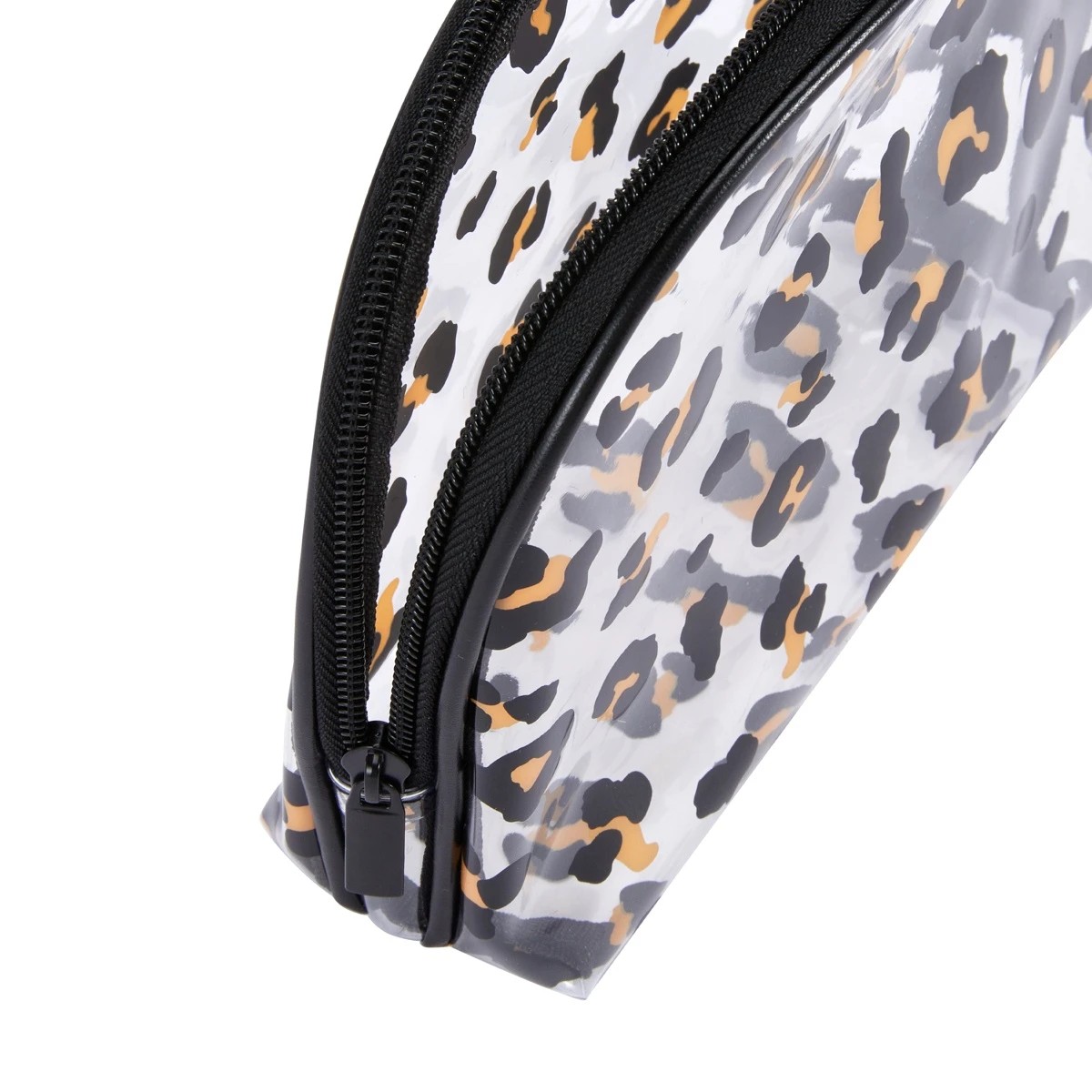 3 OXX Cosmetics Makeup Bag - Leopard, 3 of 5