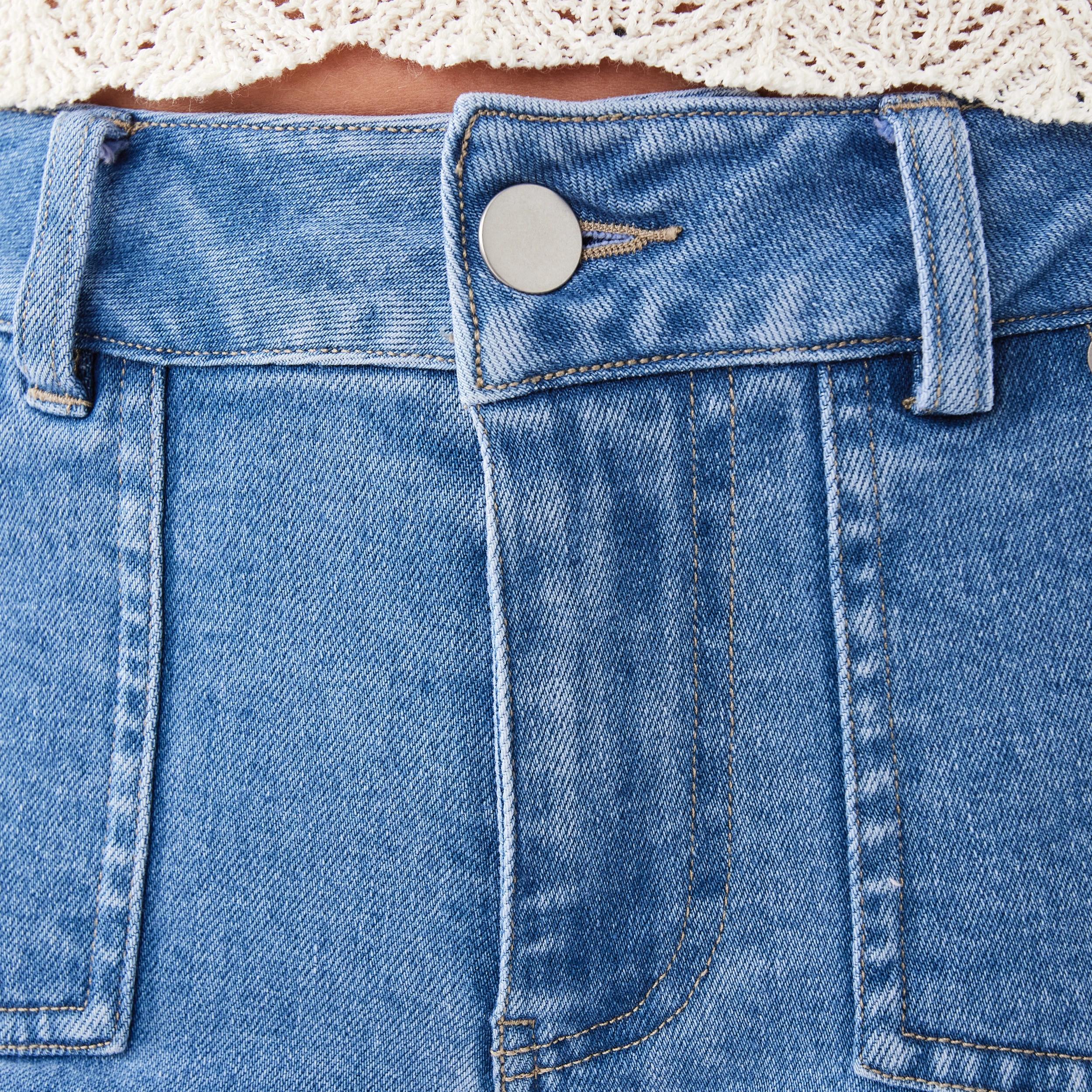 5 Denim Micro Shorts Light Wash, 5 of 8