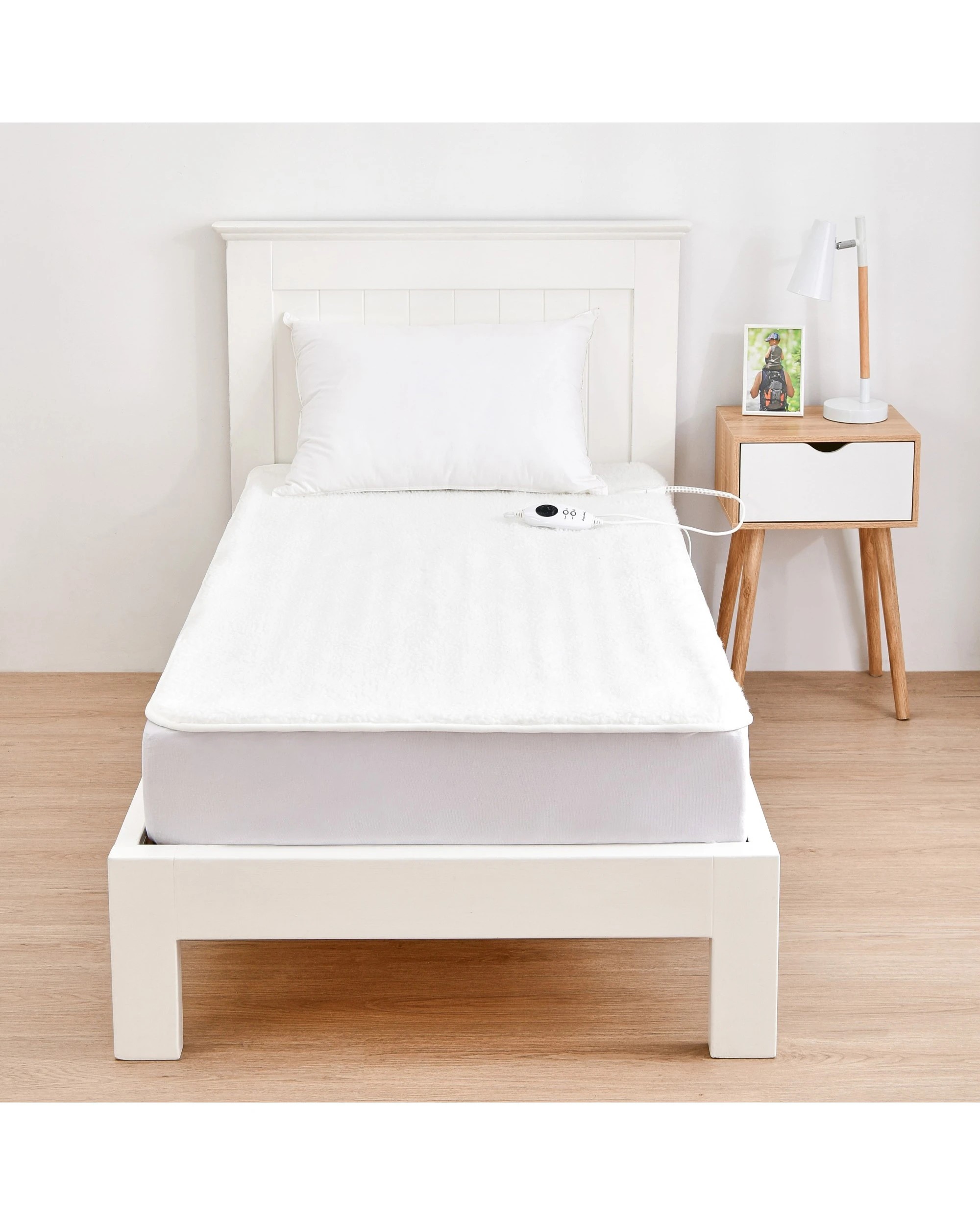 1 Dreamaker 350gsm Fleece Top Electric Blanket Long Single (Left Hand Side Controller) - Beige, 1 of 7