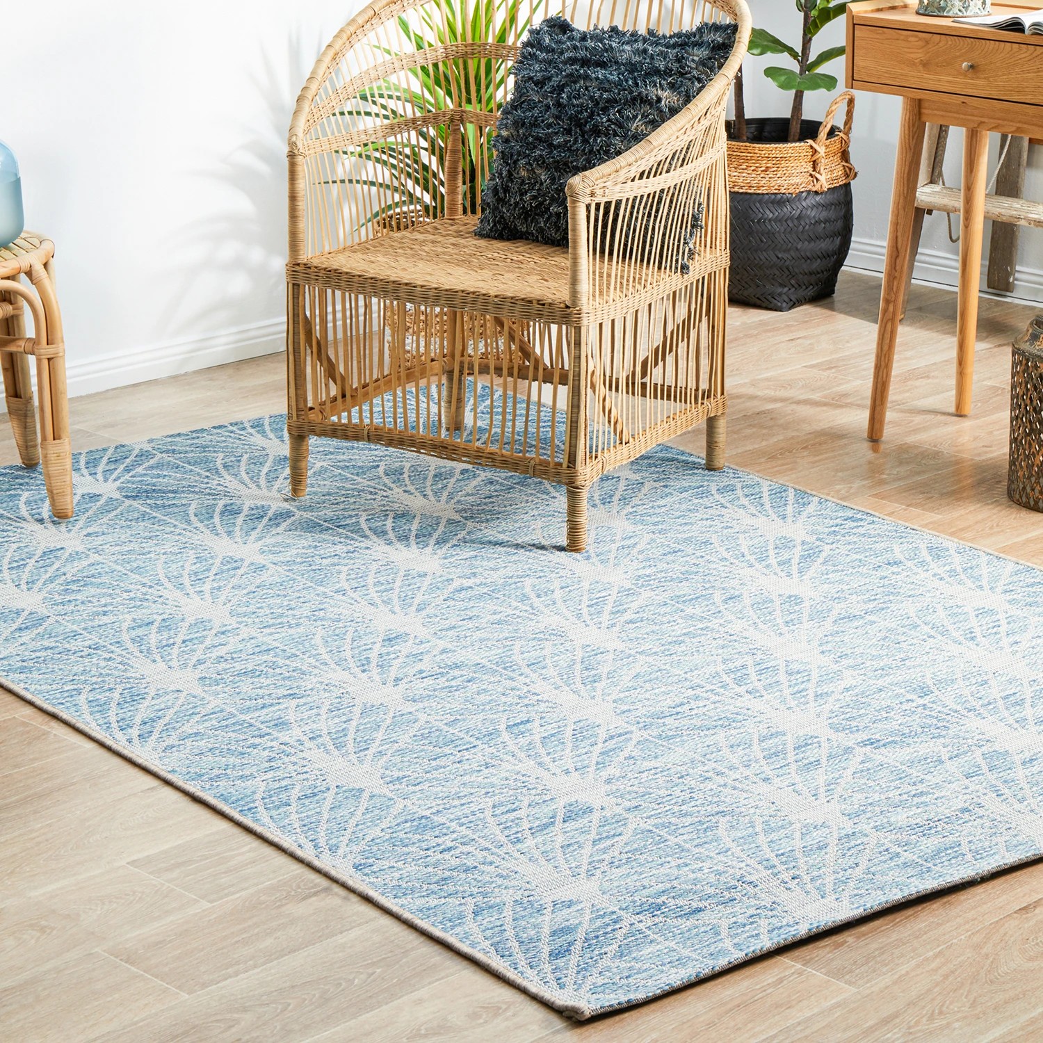 3 Common Ground Rugs Portico 5502 Outdoor 230x160cm - Medium Pet Friendly Floor Rug - Navy - Blue, 3 of 9