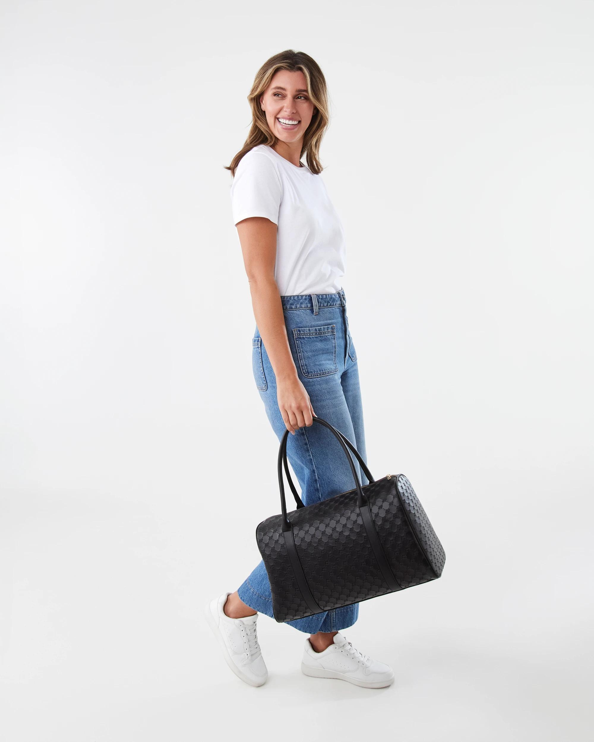 5 Embossed Weekender Bag Blk Mono, 5 of 5