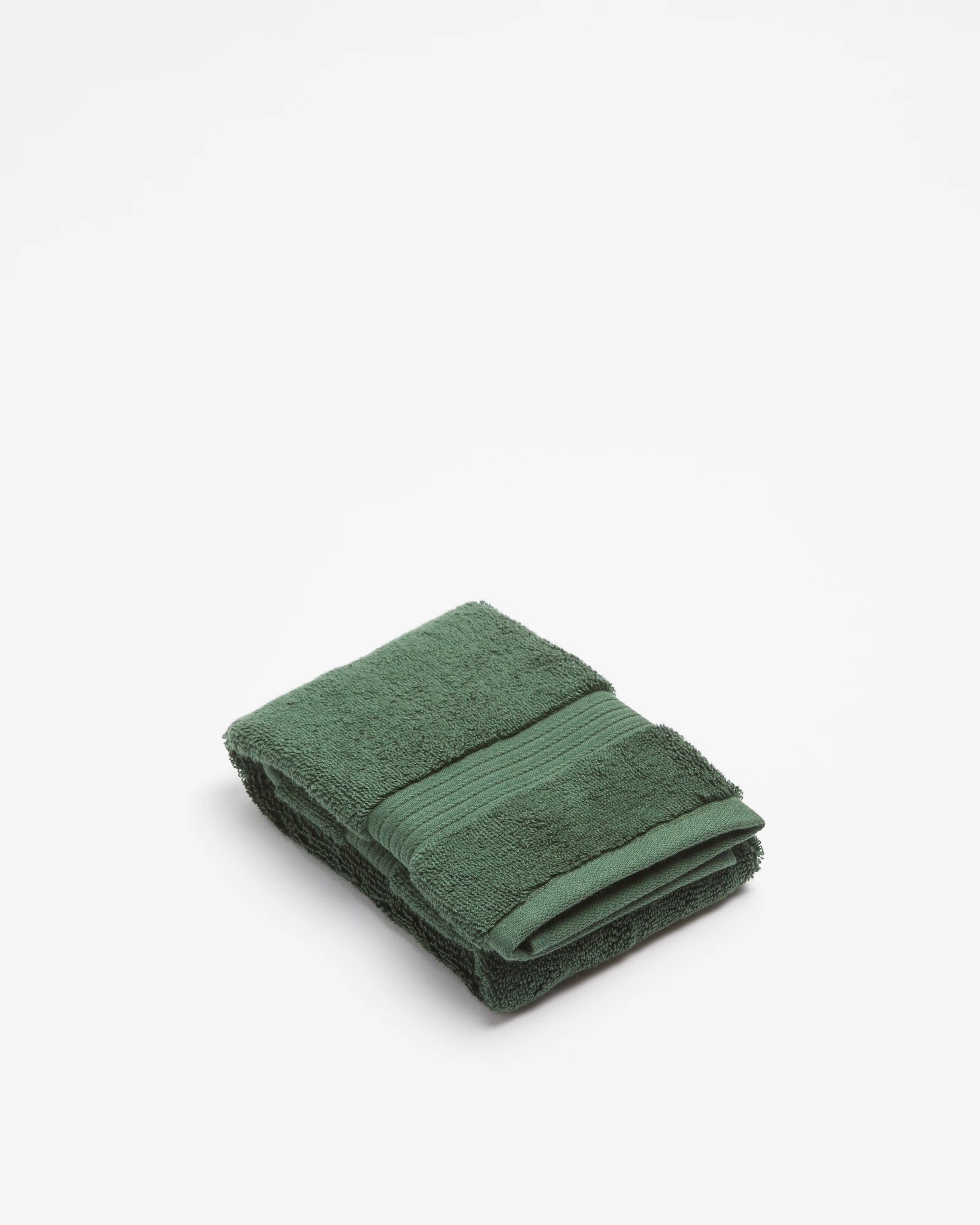 1 Target Egyptian Cotton Hand Towel
 - Green, 1 of 3