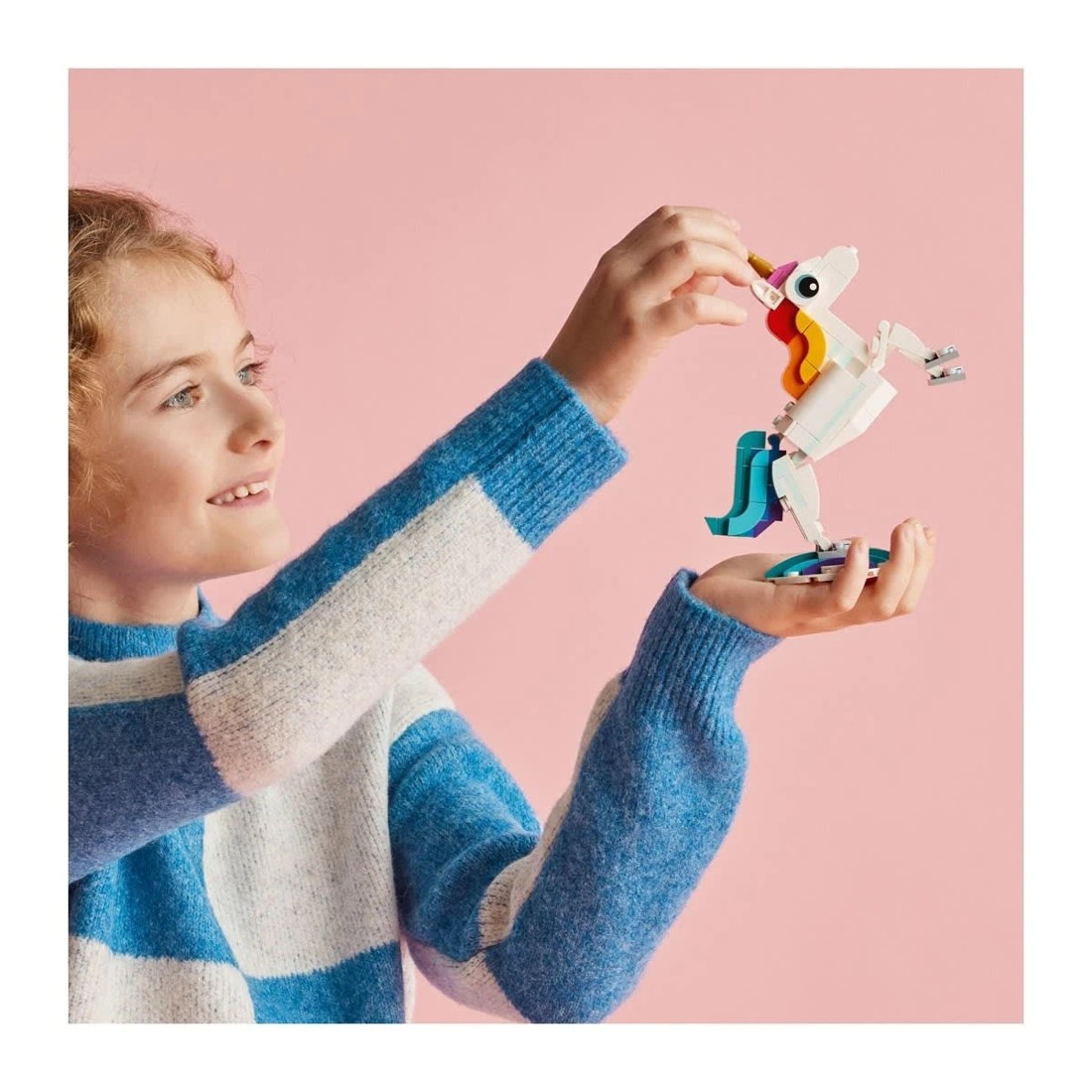 3 LEGO Creator Magical Unicorn 31140, 3 of 10