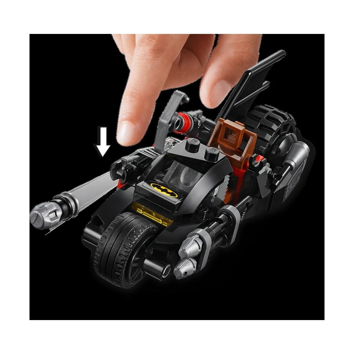 4 LEGO DC Comics Super Heroes Mr. Freeze Batcycle Battle 76118, 4 of 5