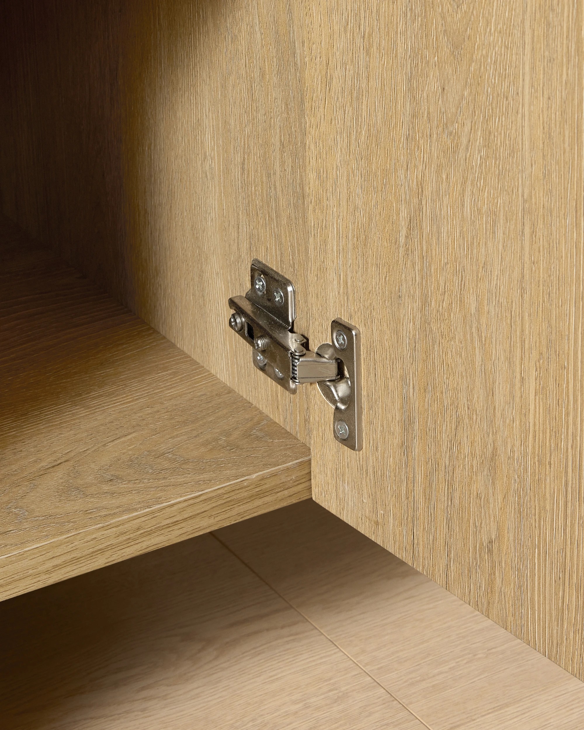6 Wharf 4 Door Sideboard - Oak, 6 of 8