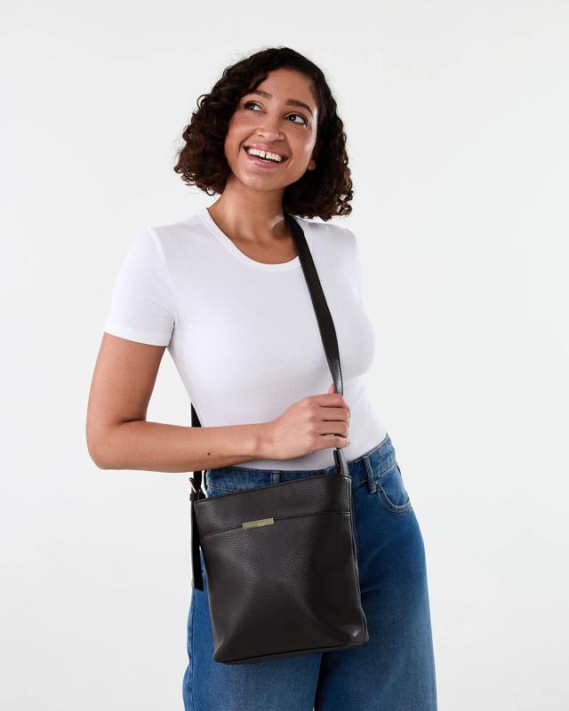 Messenger Crossbody
