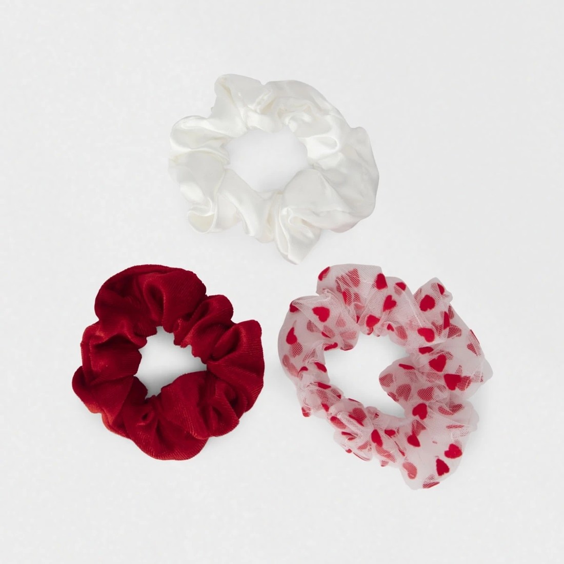 1 3 Pack Heart Hair Scrunchies - White and Red, 1 of 5