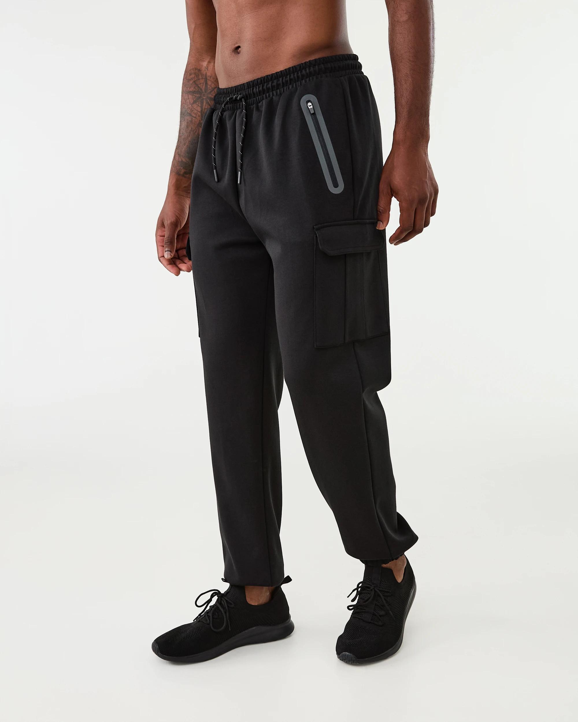 2 Active Mens Cargo Scuba Trackpants Black, 2 of 6