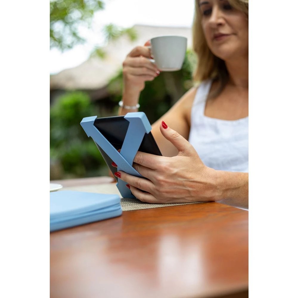 3 Strapsicle Silicone Straps for Kindle Small Bondi Blue 2 Pack, 3 of 8