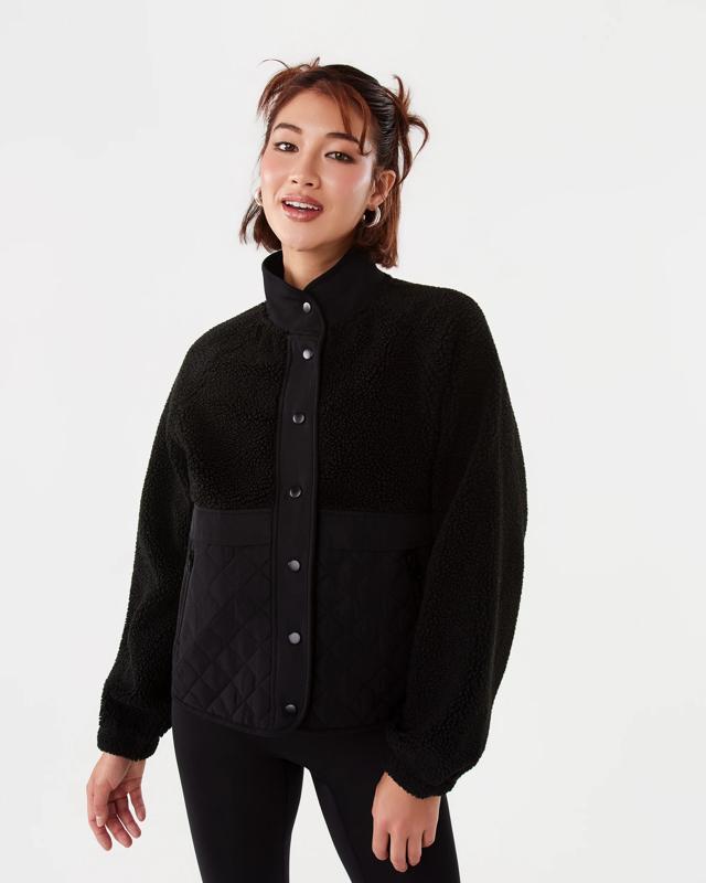 Active Womens Contrast Sherpa Quilted Ja