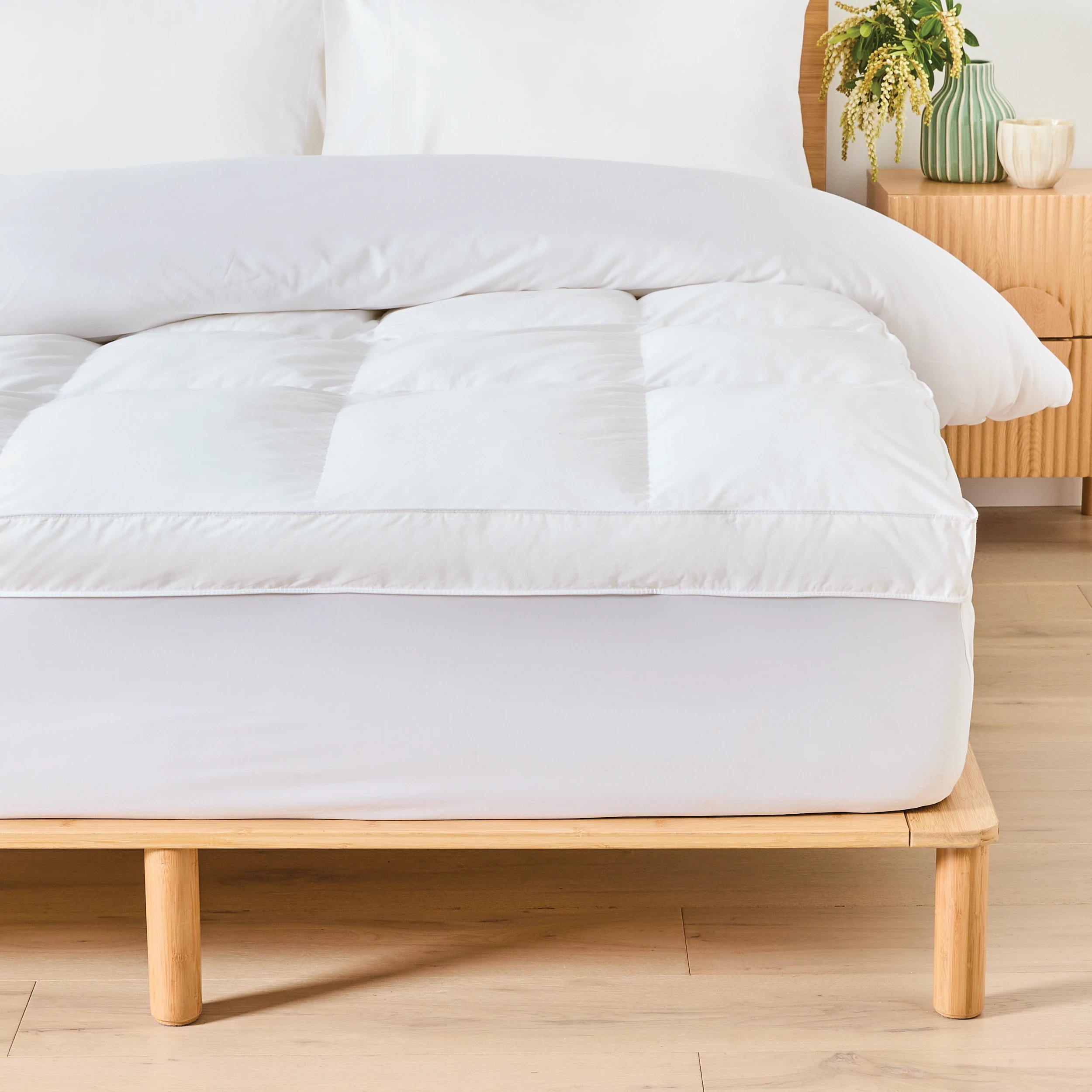 2 1500GSM Ball Fibre Mattress Topper - Queen Bed, 2 of 6