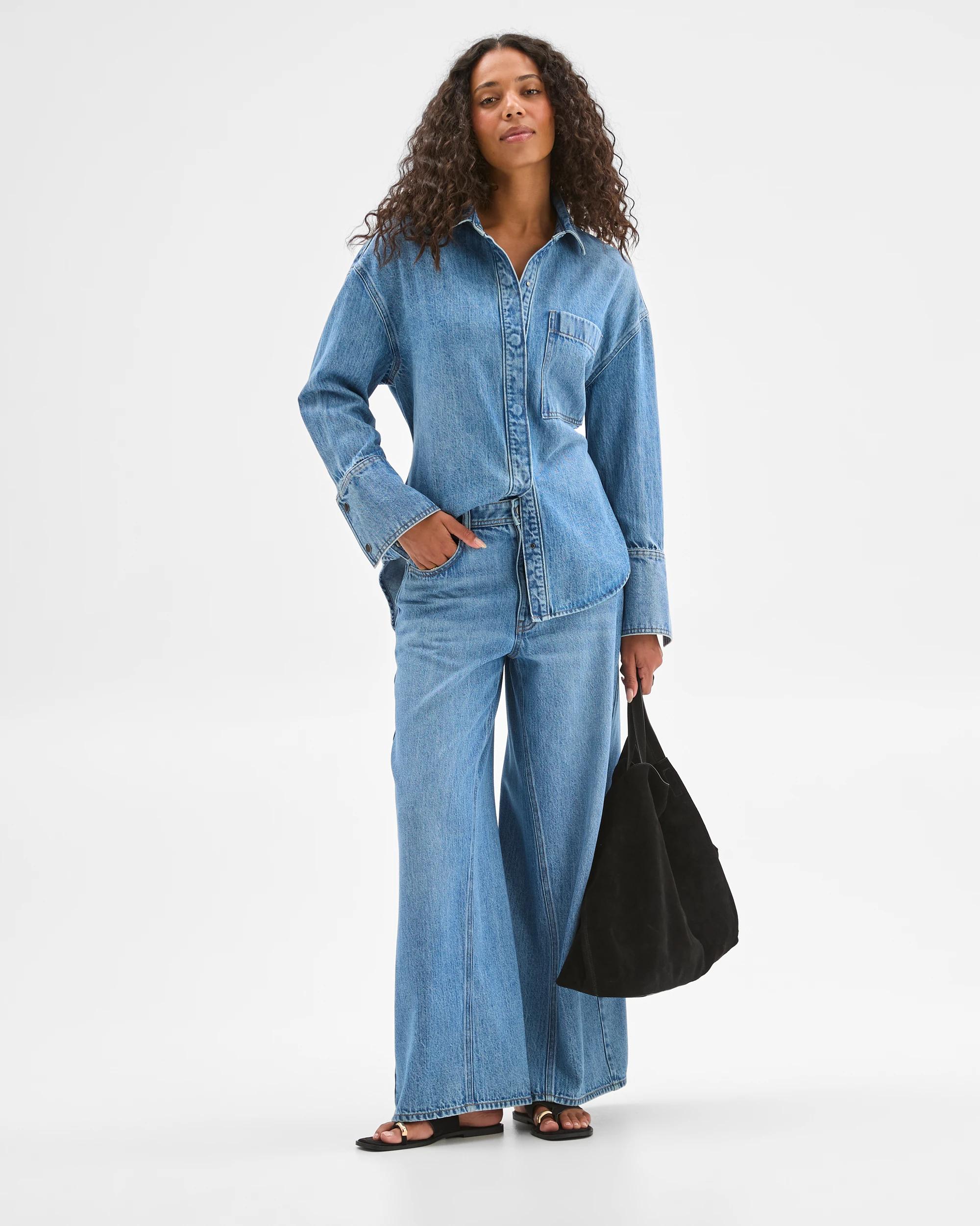 1 Target Woman Wide Leg Slouch Denim Jeans MID WORK, 1 of 7