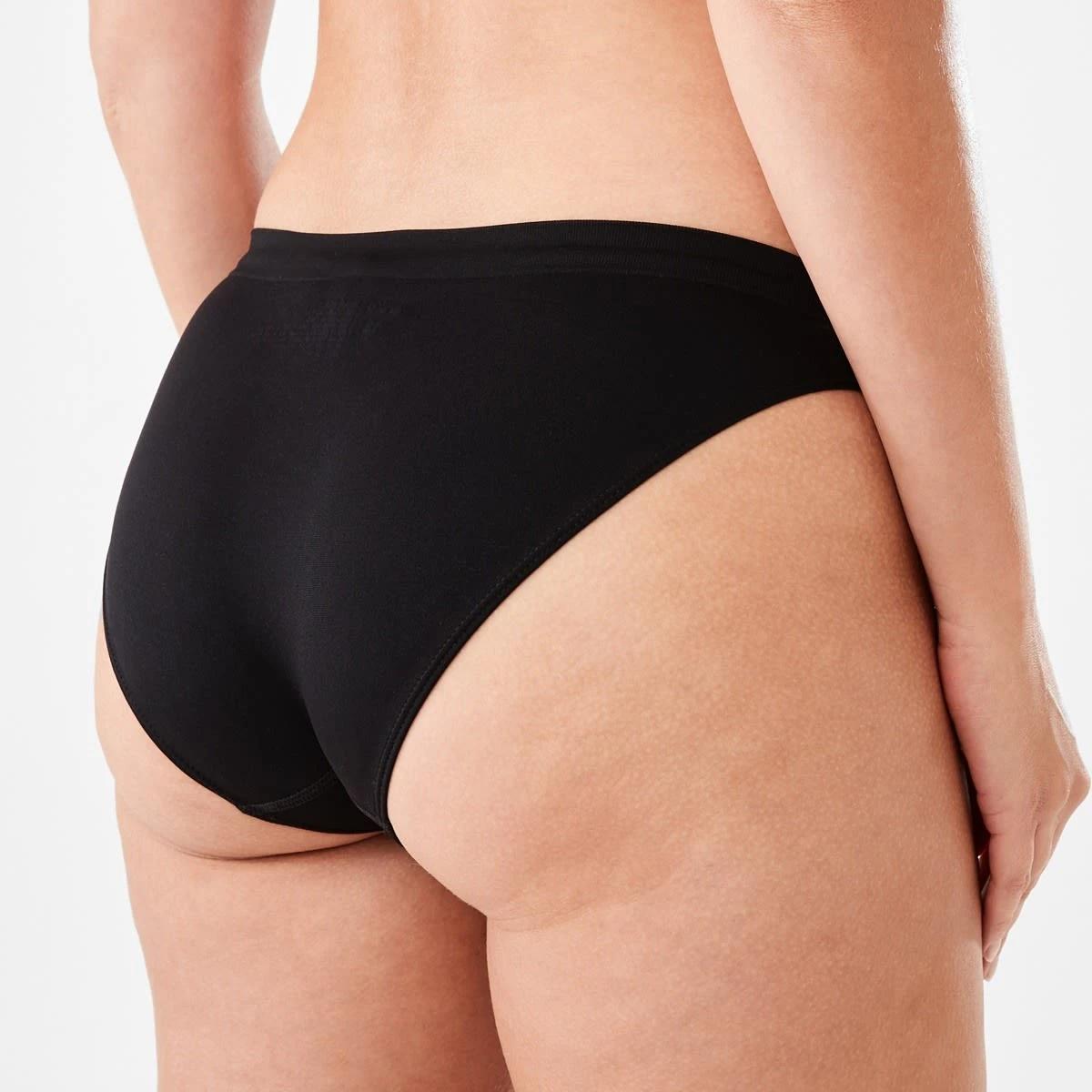 3 Ultra Smooth Seamfree Bikini Briefs BLACK, 3 of 4