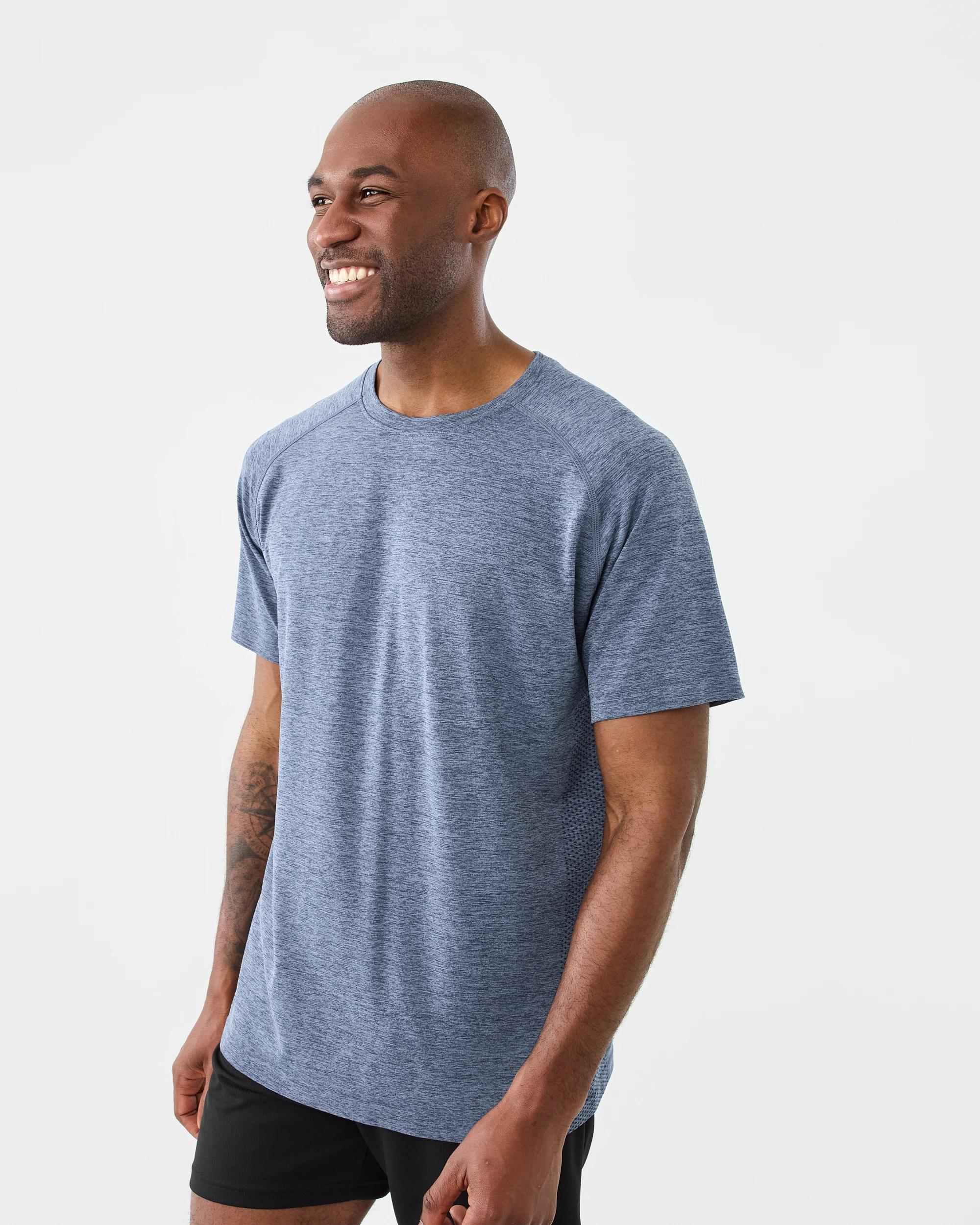 2 Active Mens Movement Seamfree T-shirt Blu Luna, 2 of 6