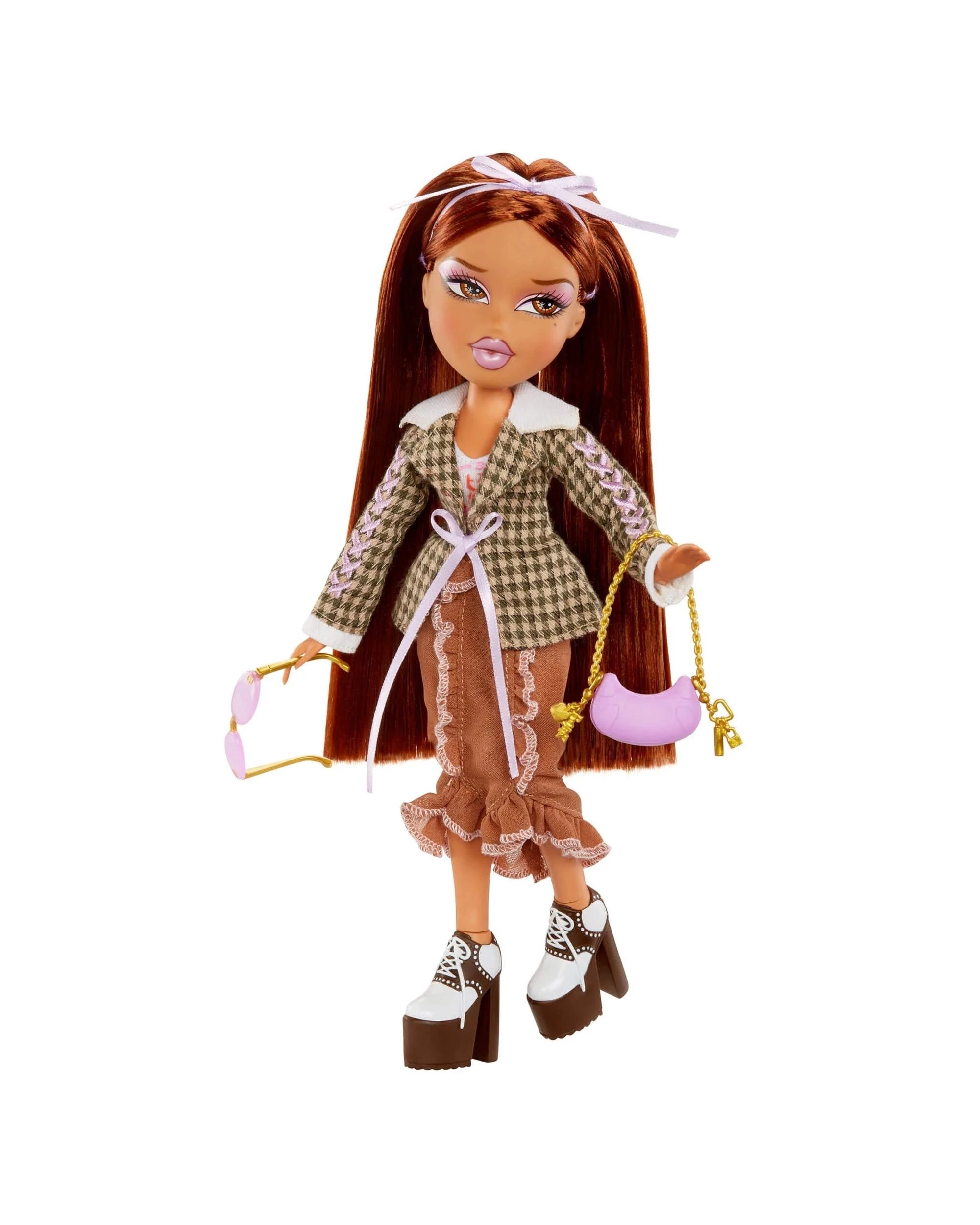 6 Bratz Stylin' Yasmin Fashion Doll with Oversized Tee, 6 of 8