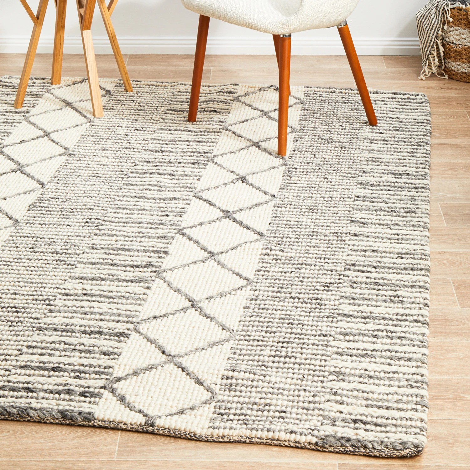 4 Common Ground Rugs Nordica 316 320x230cm - Extra Large Handmade Floor Rug - Grey, 4 of 7