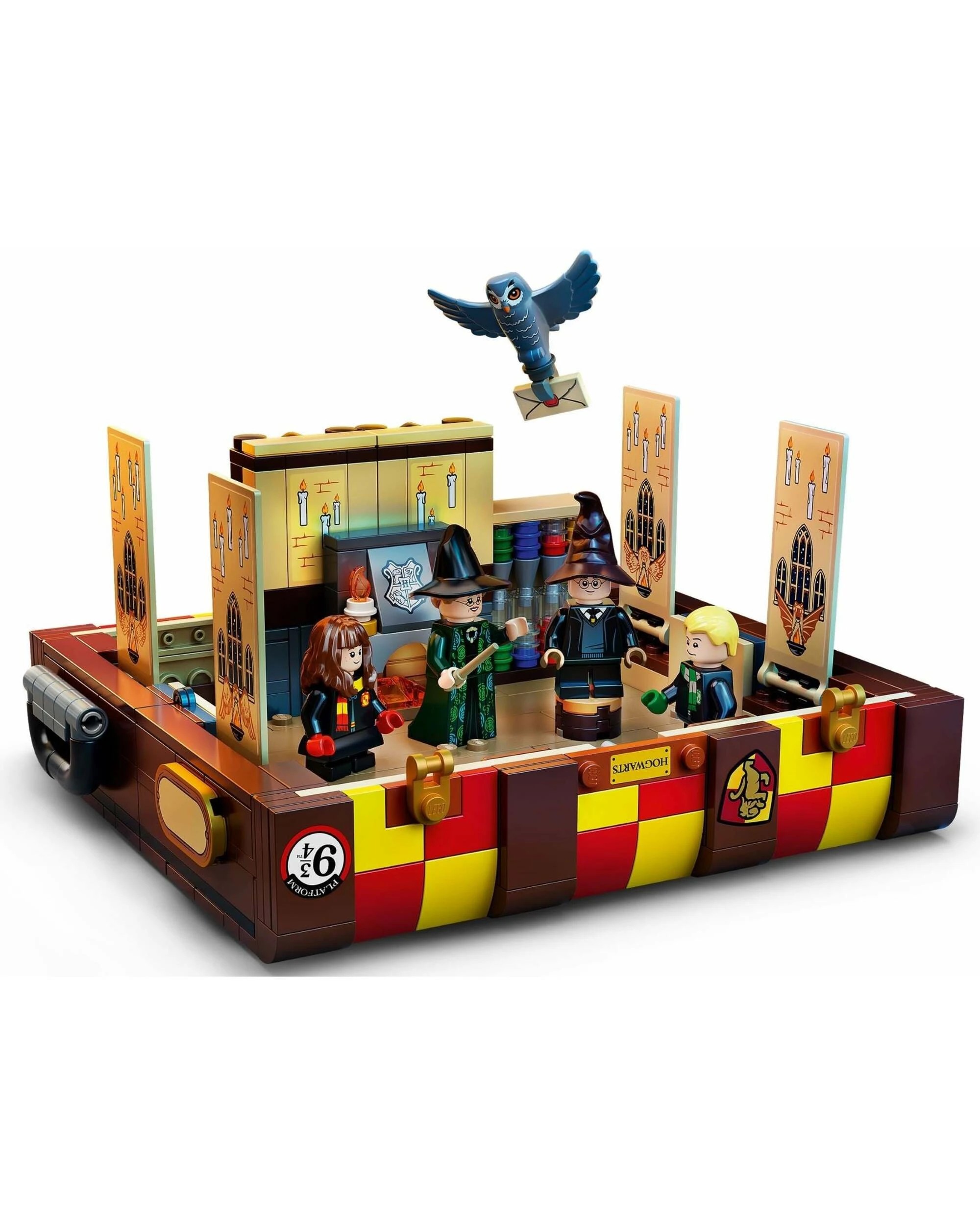 2 LEGO 76399 Harry Potter Hogwarts Magical Trunk, 2 of 5