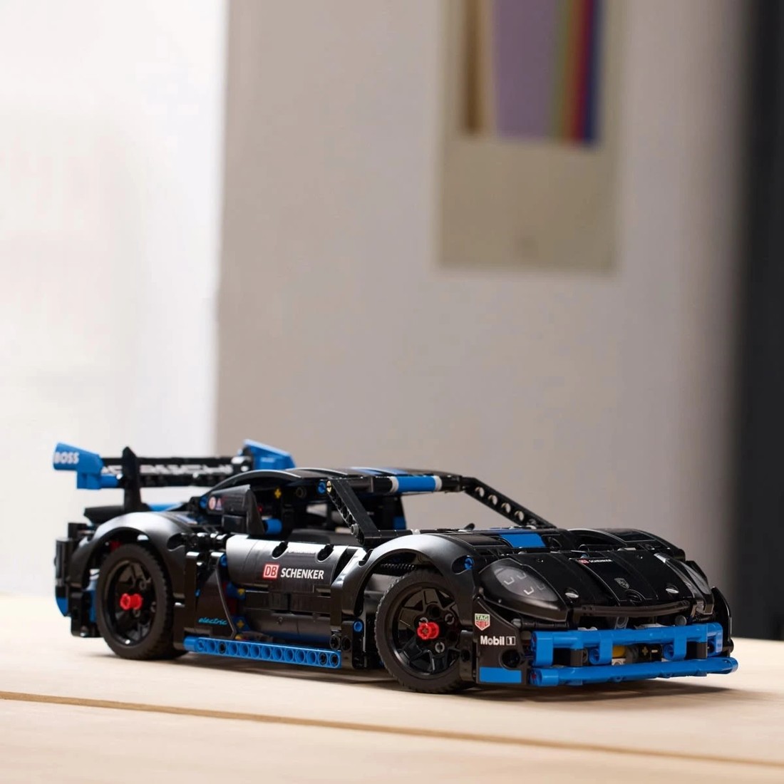 8 LEGO Technic Porsche GT4 e-Performance Race Car 42176, 8 of 10