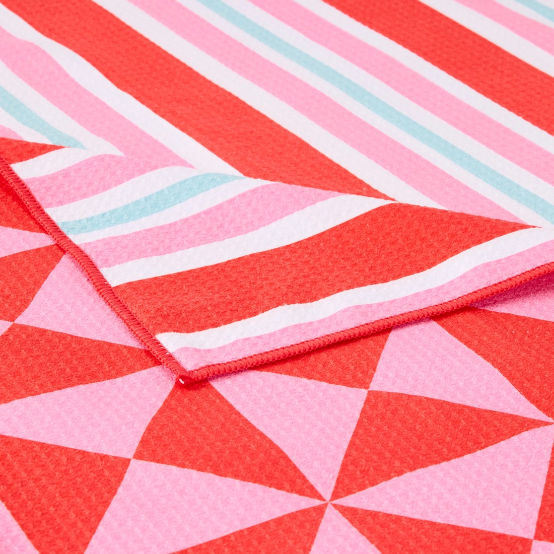 5 Geo Stripe Sand Free Beach Blanket - Red, 5 of 7