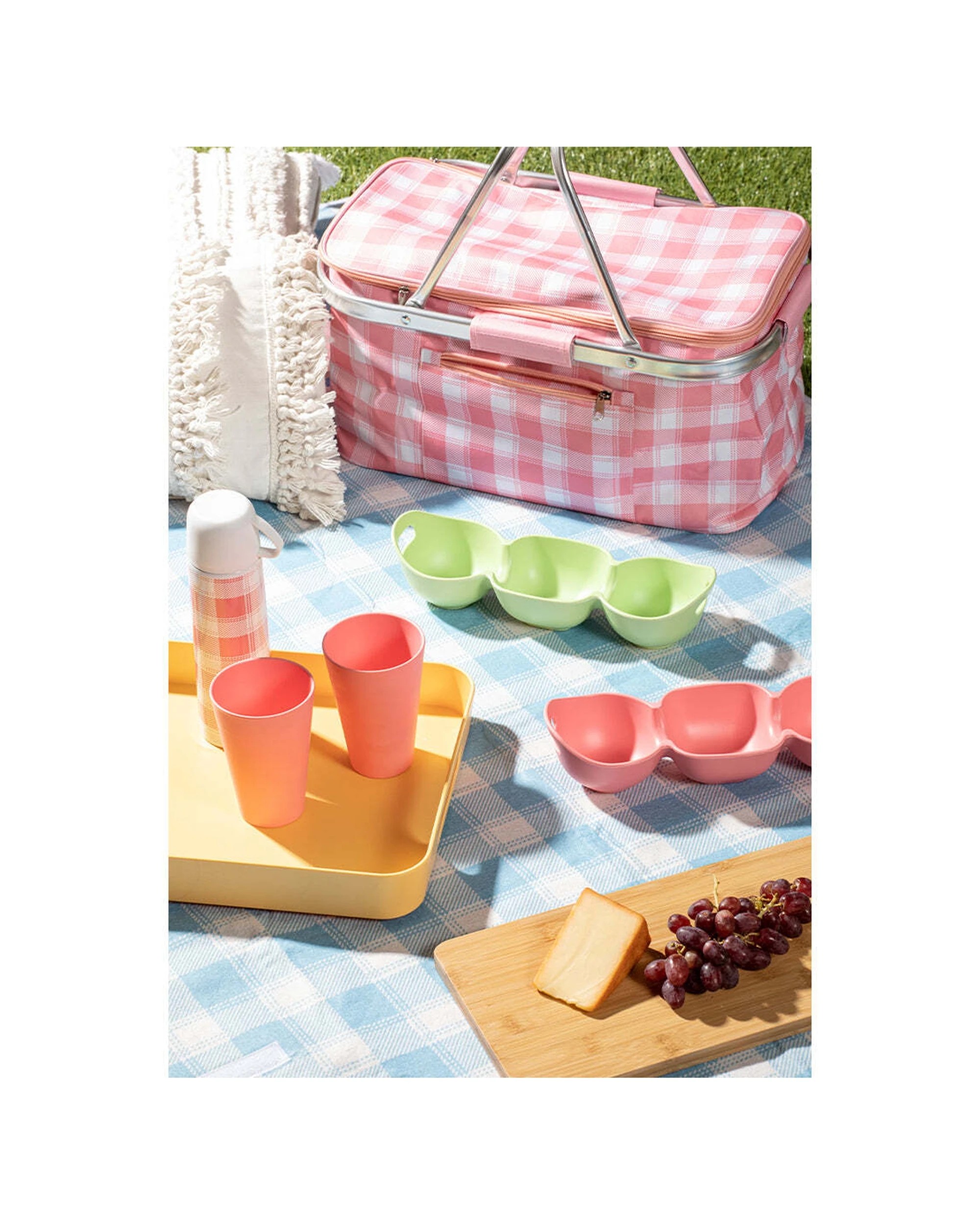 5 Porta Delilah Gingham 150cm Foldable Picnic Blanket Waterproof Design Carry - Pink, 5 of 5
