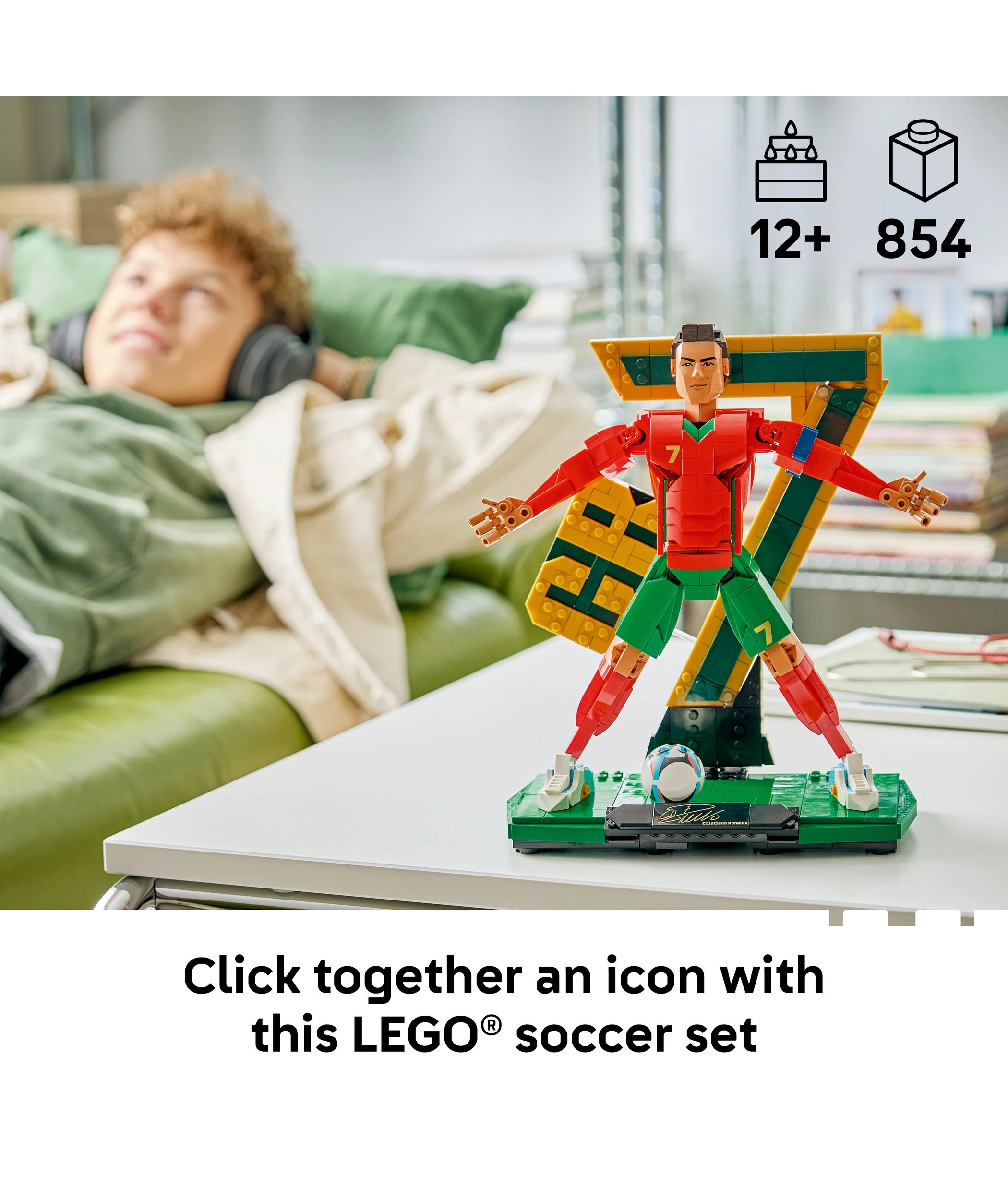 3 LEGO Editions Football Cristiano Ronaldo - Football Legend 43016, 3 of 10