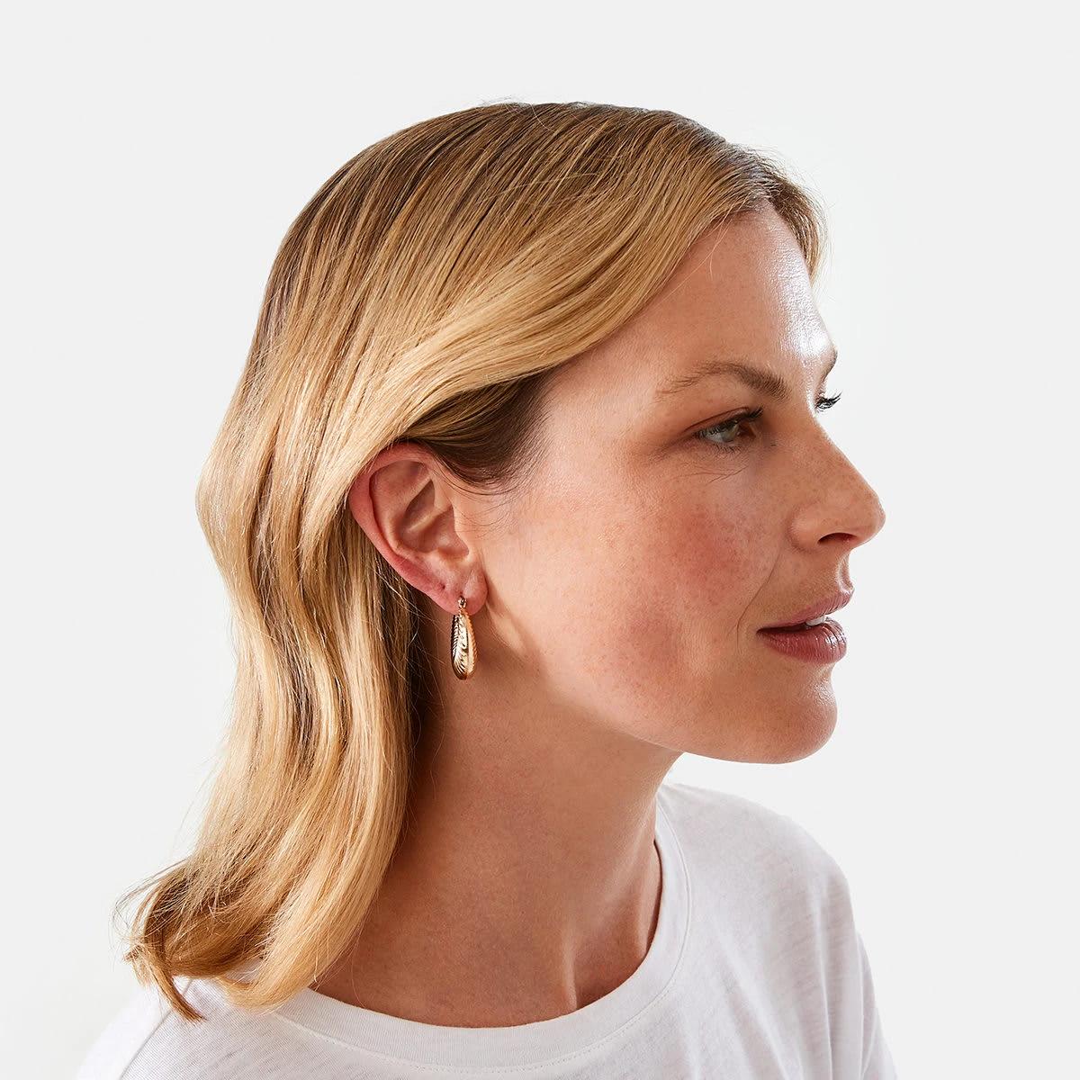 6 3 Pack Textured Hoop Earrings Gold, 6 of 7