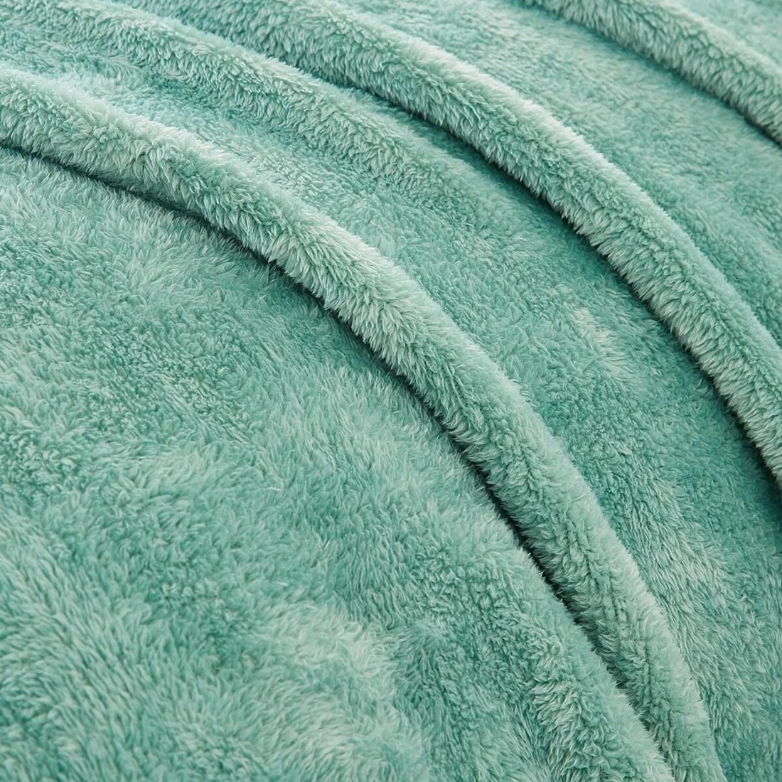 4 Plush Blanket - Single Bed, Green, 4 of 6