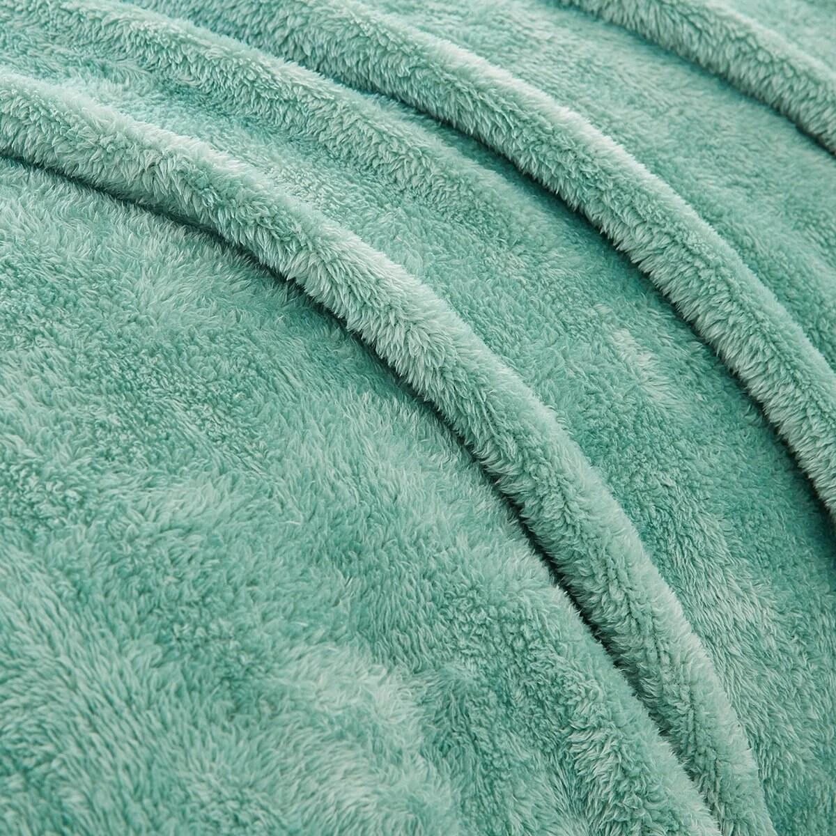 4 Plush Blanket - Single Bed, Green, 4 of 6