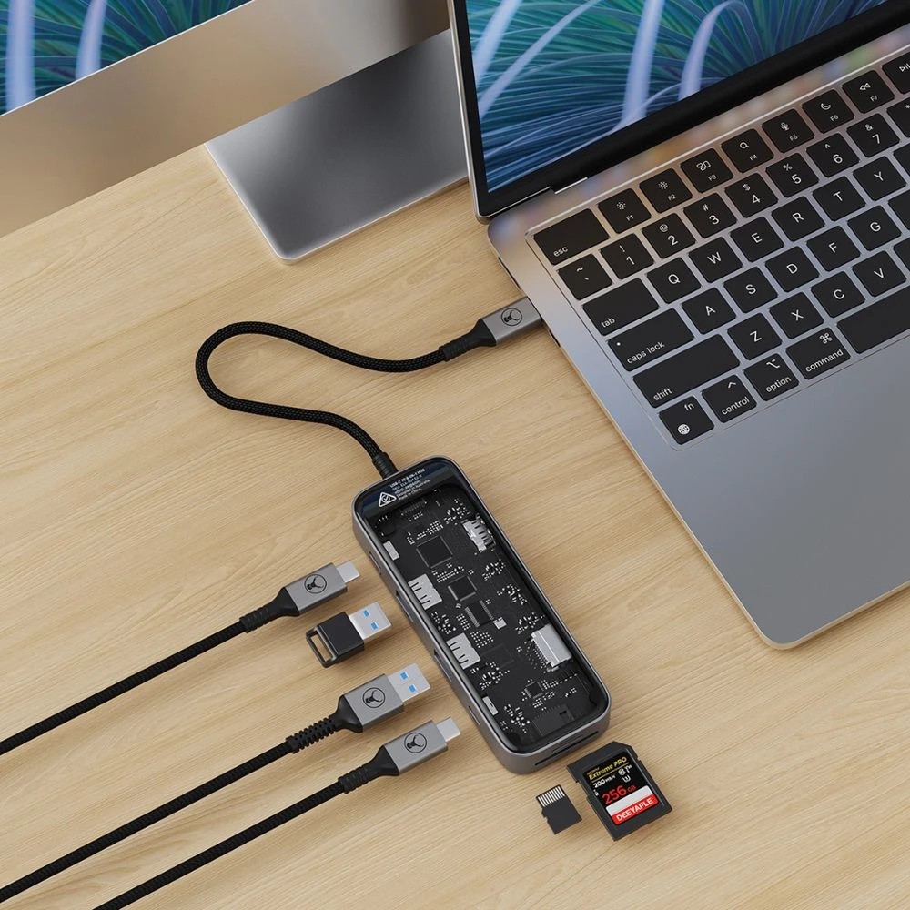 5 Bonelk Vision USB-C 8-in-1 Multi-Port Hub, 5 of 6