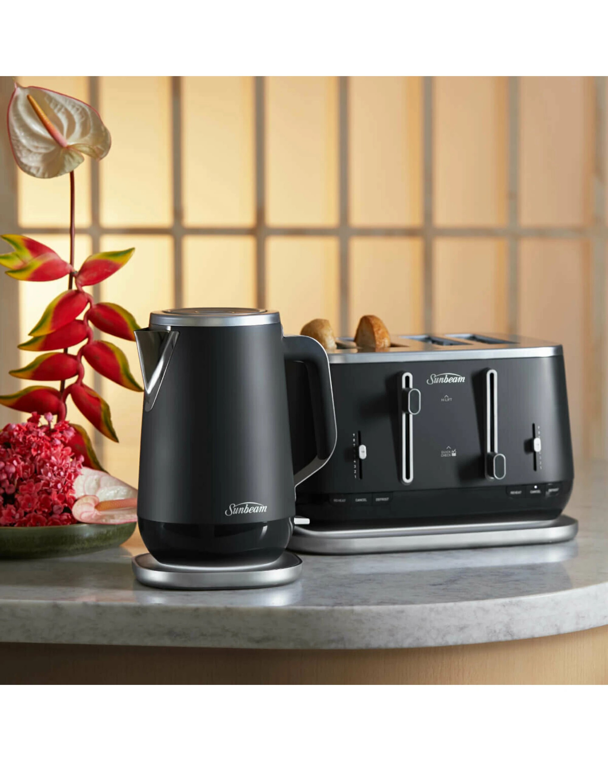 4 Sunbeam Kyoto City Collection 4 Slice Toaster Black, 4 of 5