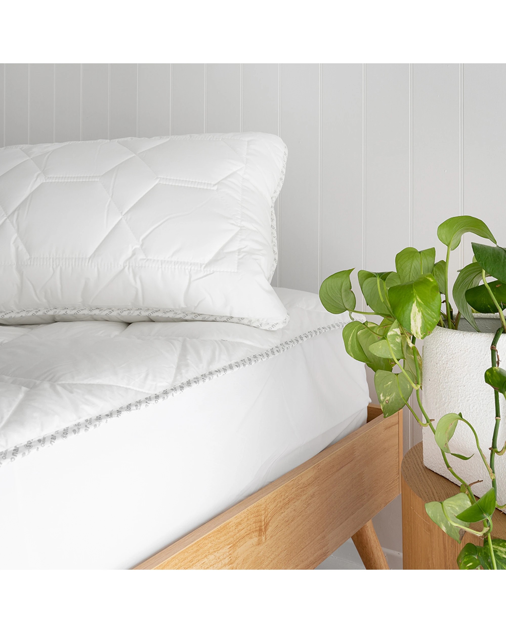 3 Bambury Sonar Thermal Balancing Mattress Topper (Outlast) - Natural, 3 of 3