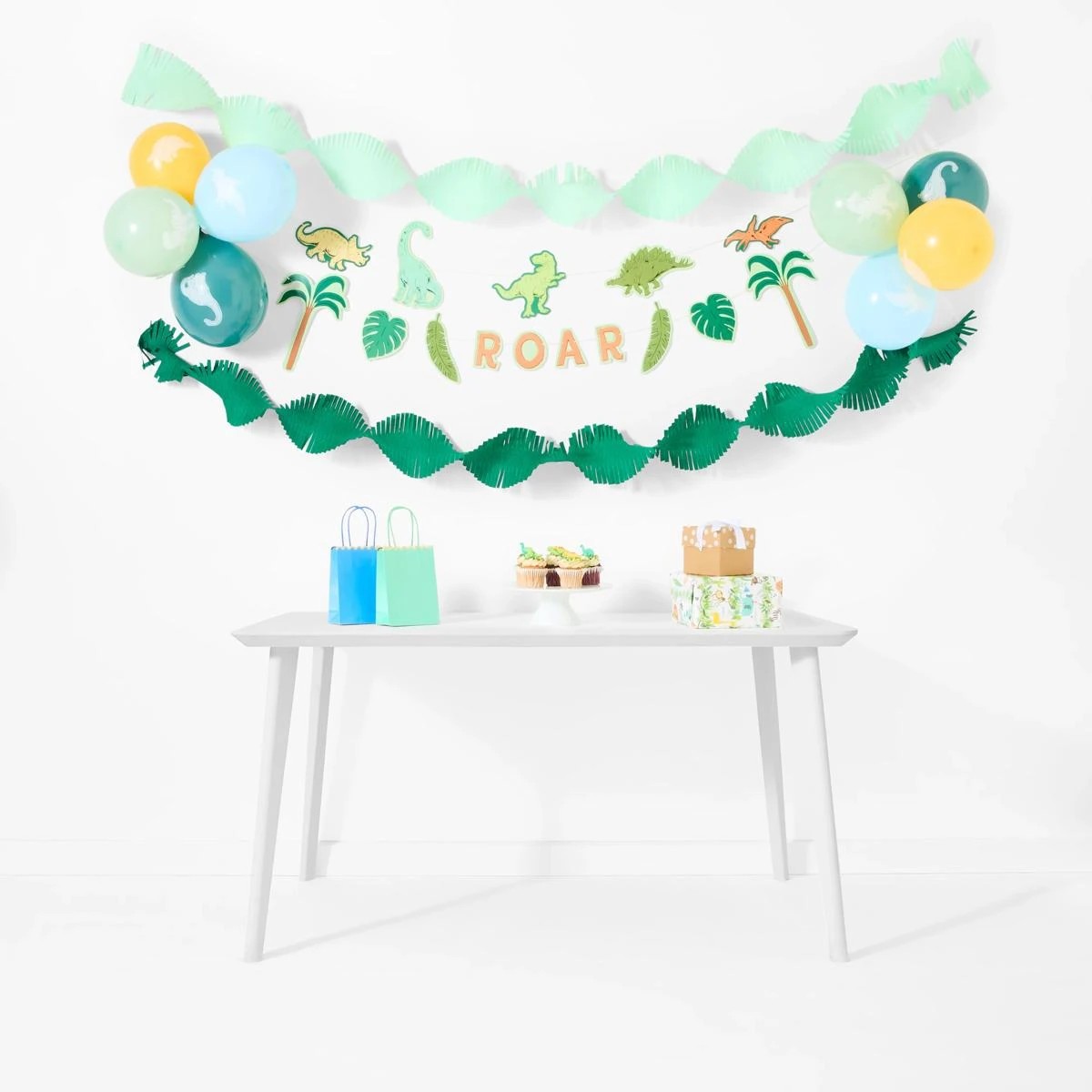 1 12 Piece Jungle Bunting Balloon Pack, 1 of 9