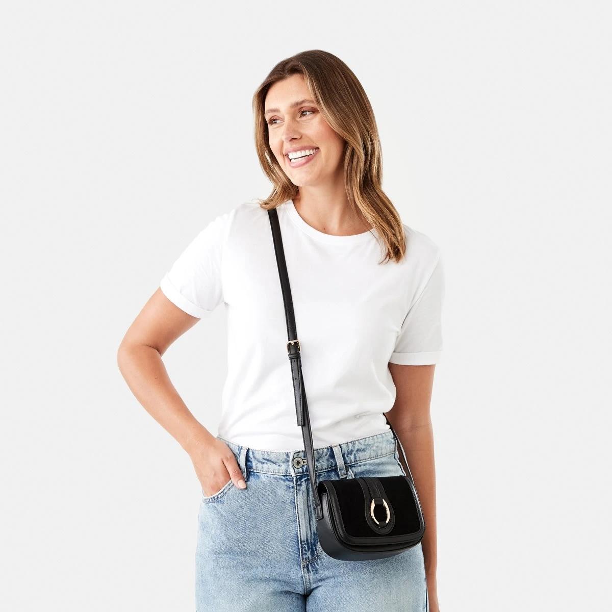 5 Crossbody Bag Black, 5 of 5