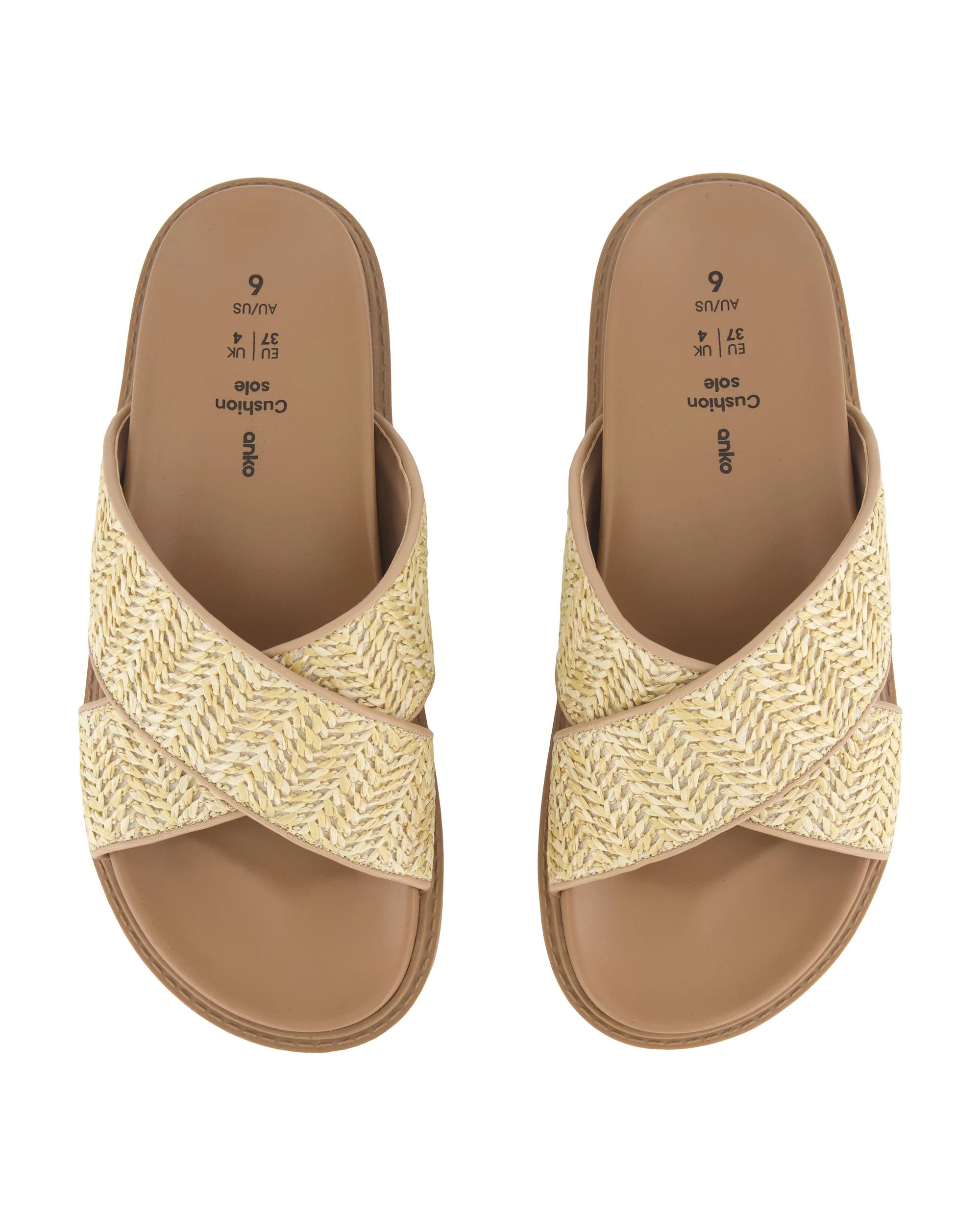 3 Comfort Crossover Sandals Natural, 3 of 3