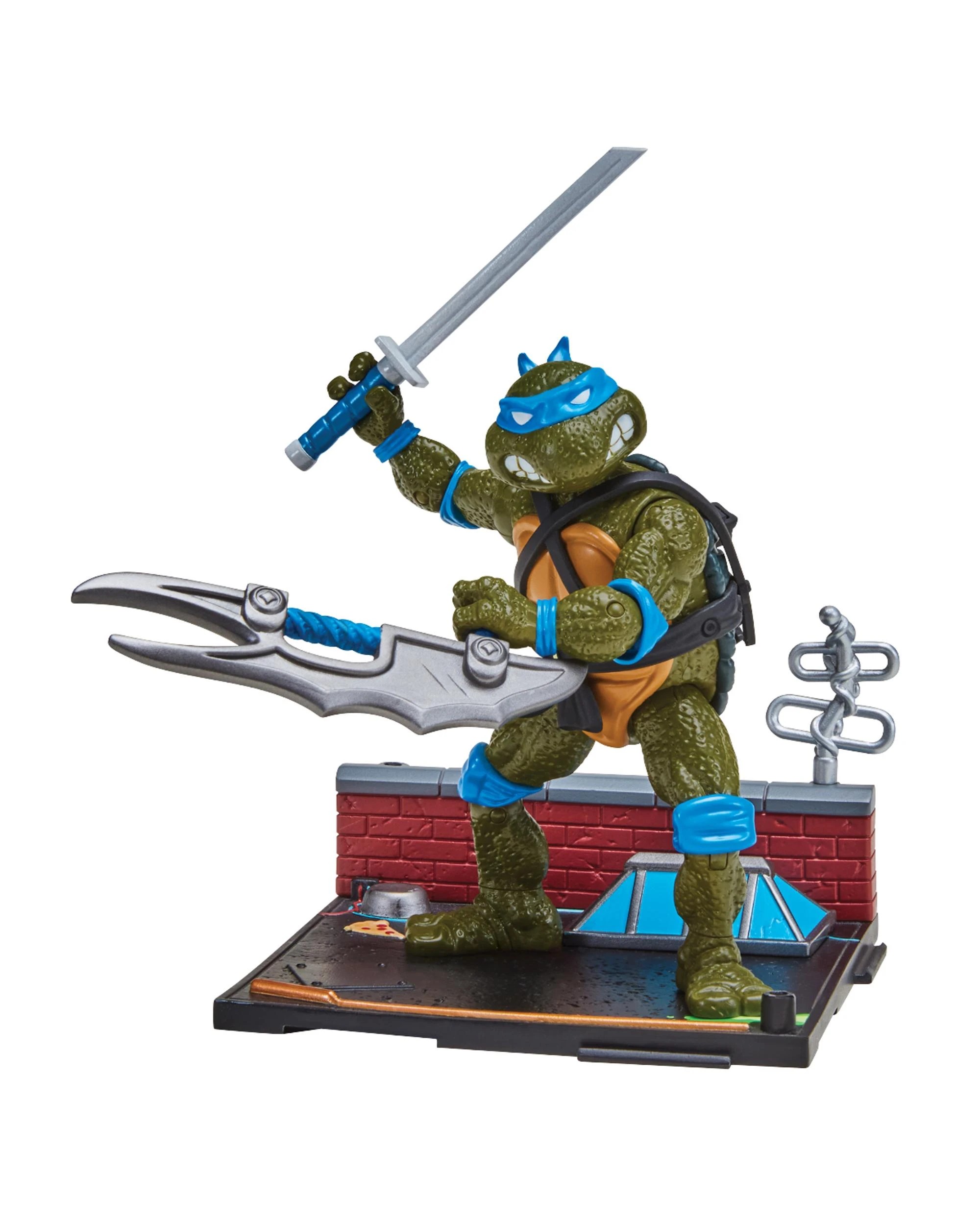 2 Teenage Mutant Ninja Turtles 1988 Remastered Leonardo Action Figure, 2 of 7