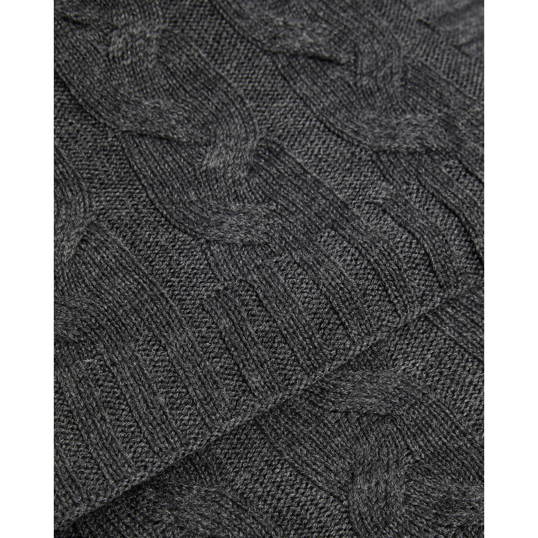 2 Target Cyrus Merino Wool Throw
 - Queen Bed
 - Grey, 2 of 4