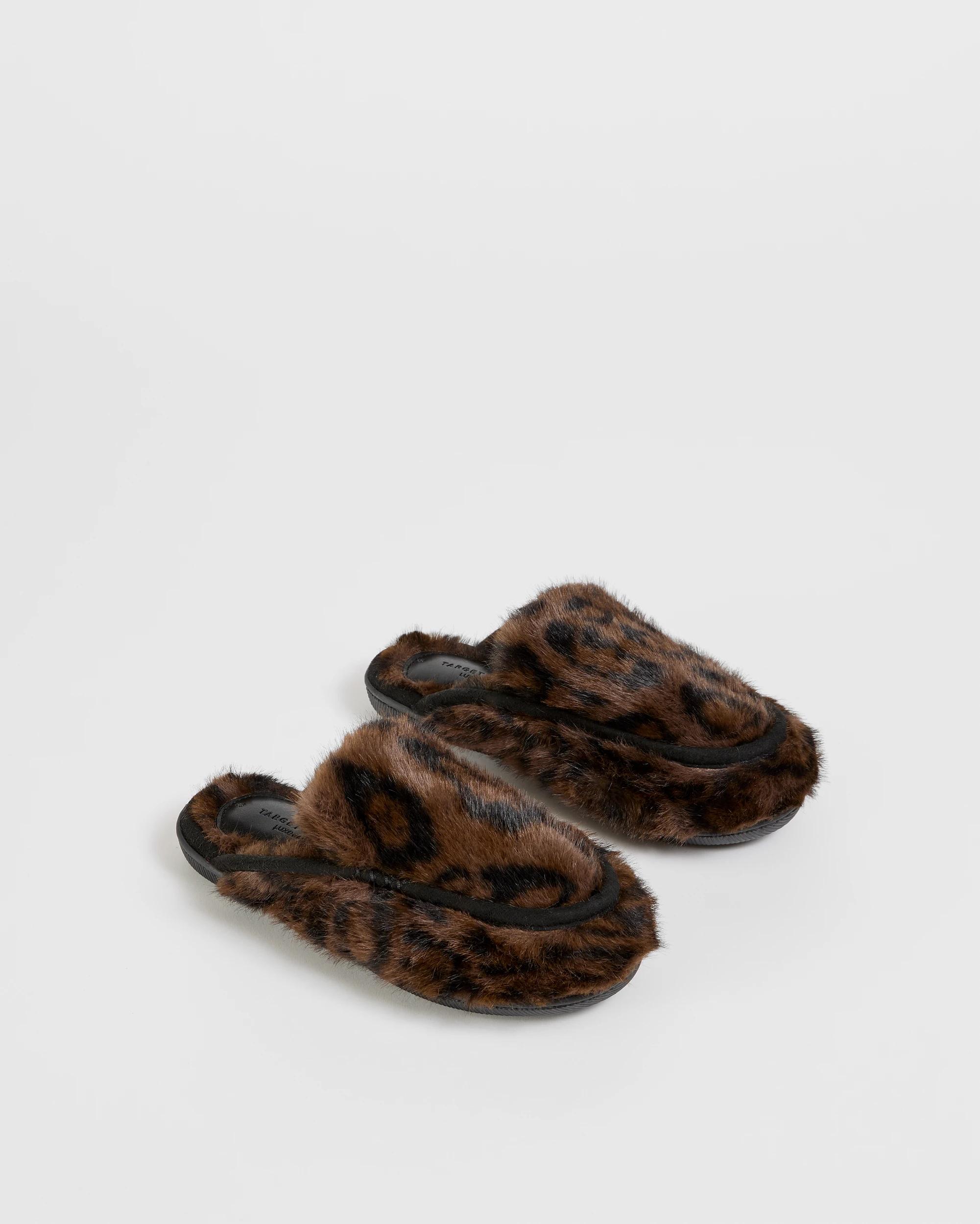 2 Target Woman Fluffy Mule Scuff Slipper - Zuri LEOPARD, 2 of 3