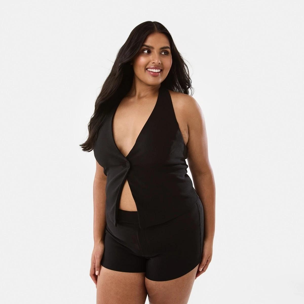 3 Sleeveless Halter Vest Black, 3 of 10
