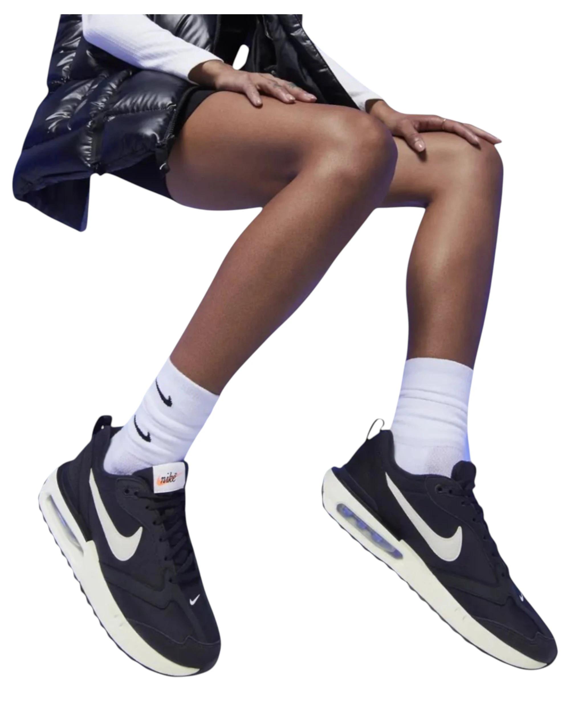 6 Nike  Womens Air Max Dawn Black/ Summit White Athletic Shoes BLACK/SUMMIT WHITE, 6 of 7