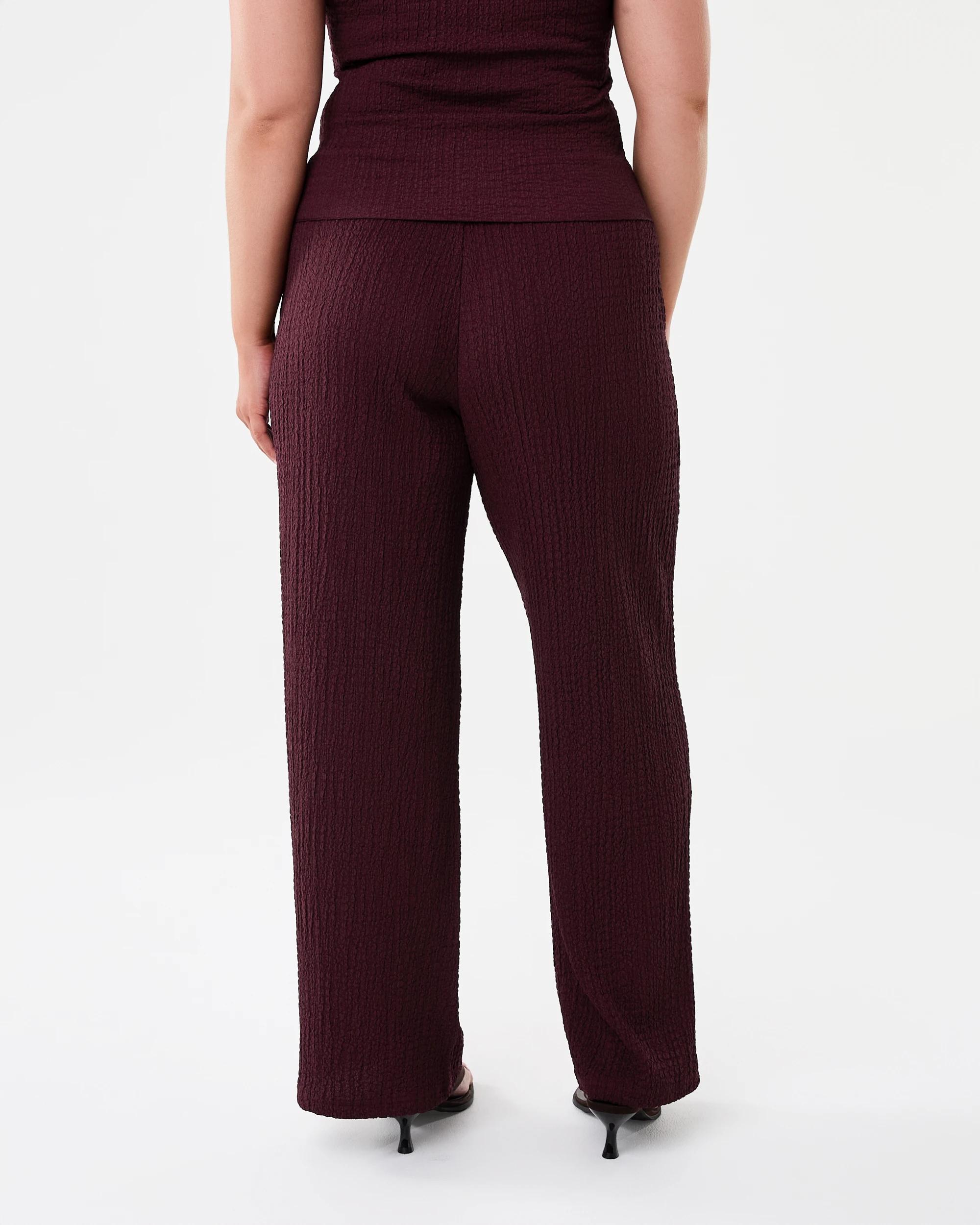 3 Textured Pants Red Royale, 3 of 7