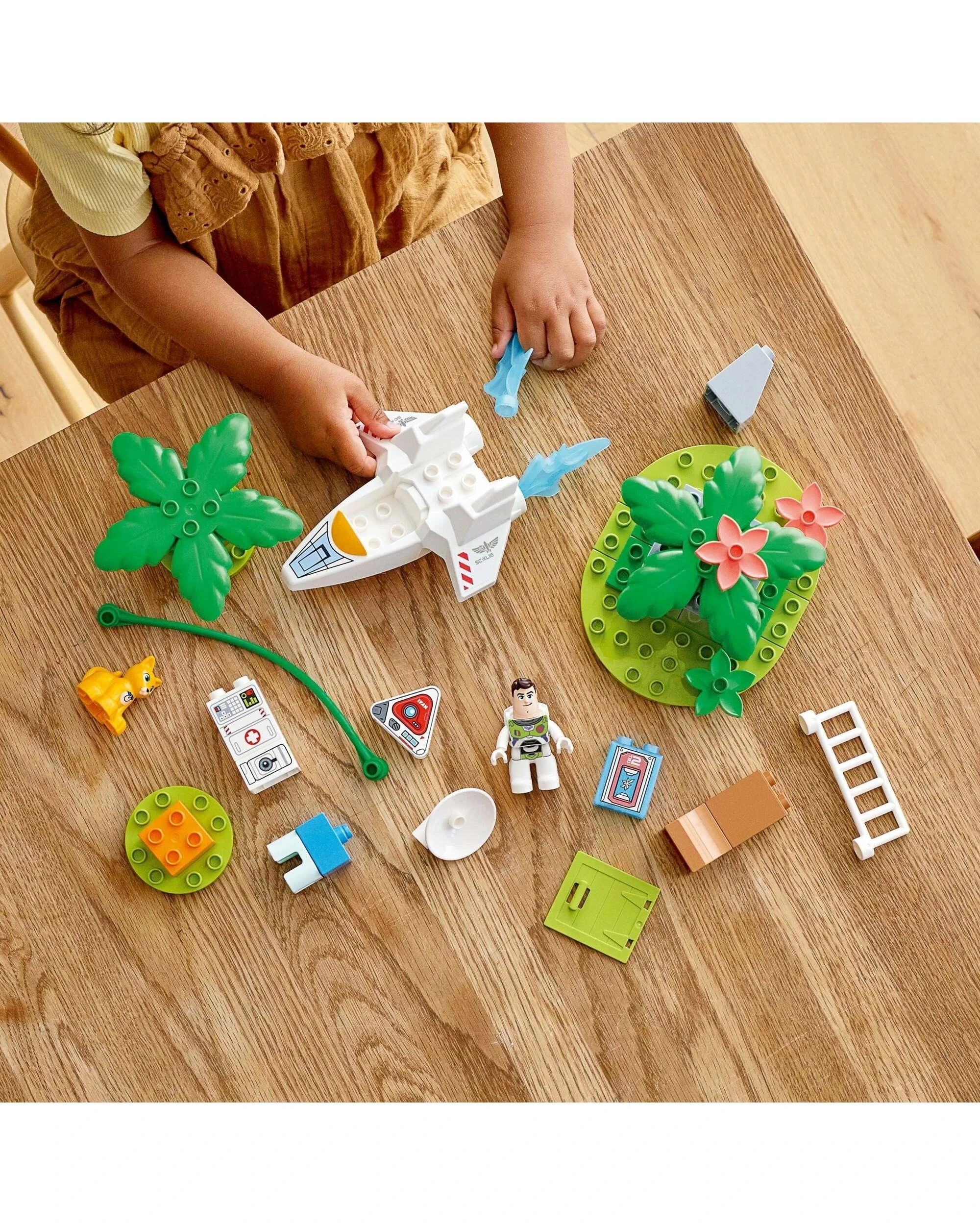 4 LEGO 10962 DUPLO Disney Pixar Buzz Lightyear Planetary Mission, 4 of 5