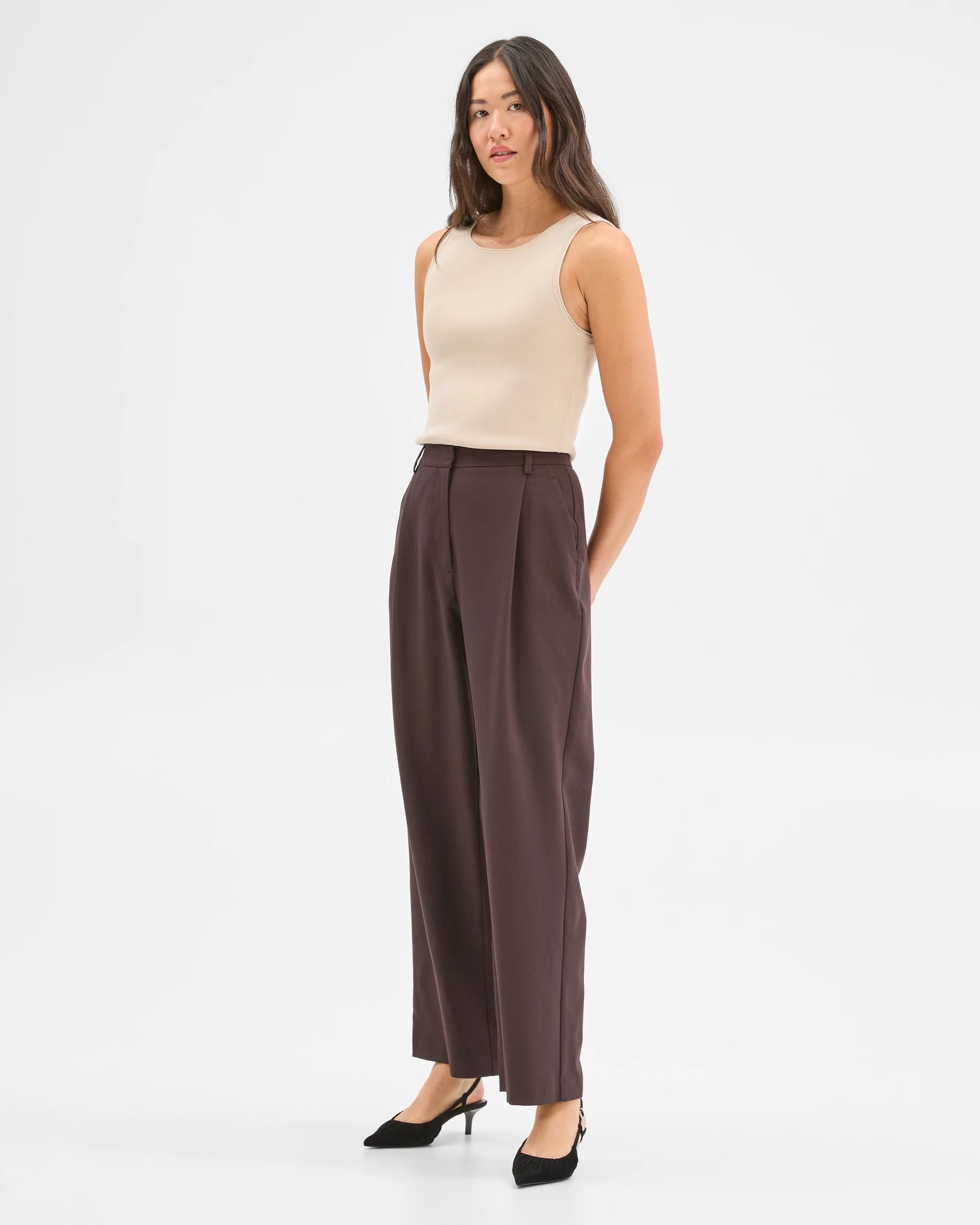 4 Preview Classic Pleat Front Wide Leg Pants COFFEE BEAN, 4 of 7