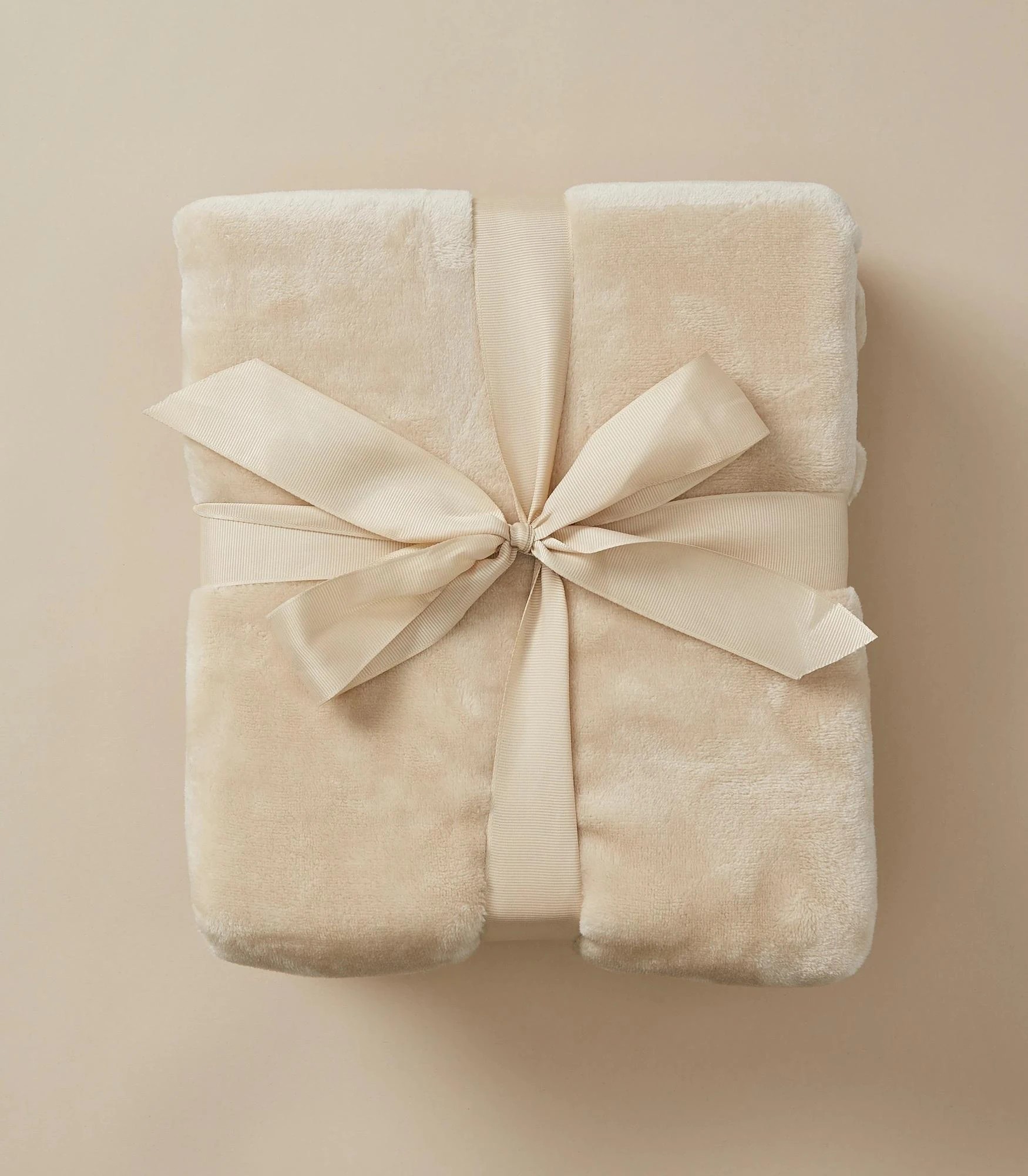 8 Target Super Soft Throw - Queen Bed - Natural, 8 of 8