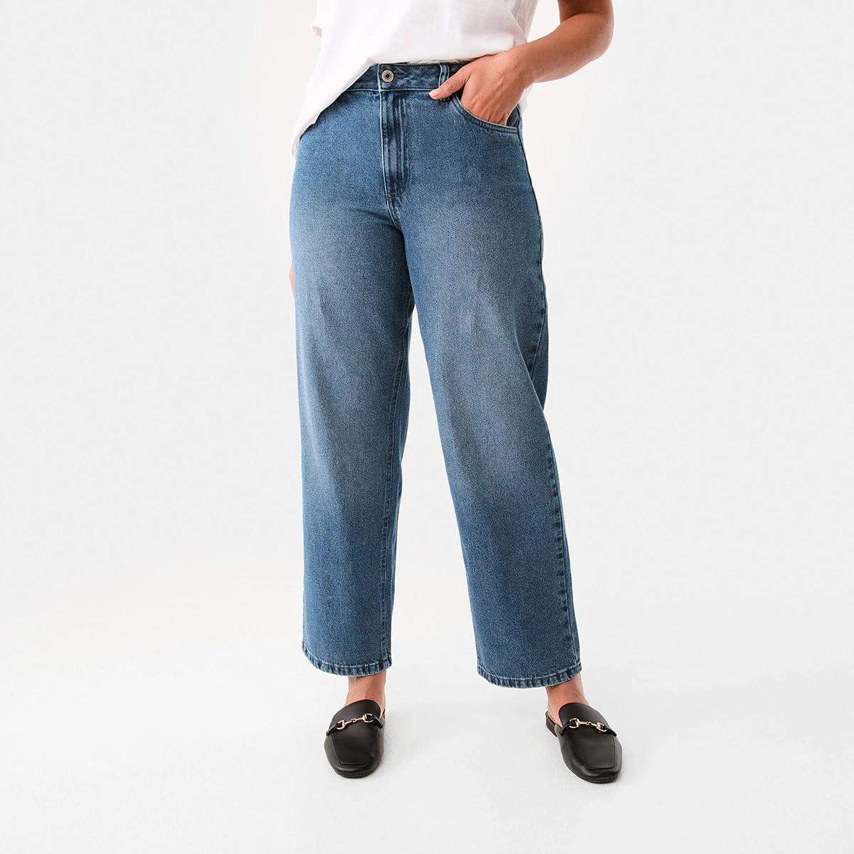 1 Full Length Relaxed Jeans Mid Wash, 1 of 6